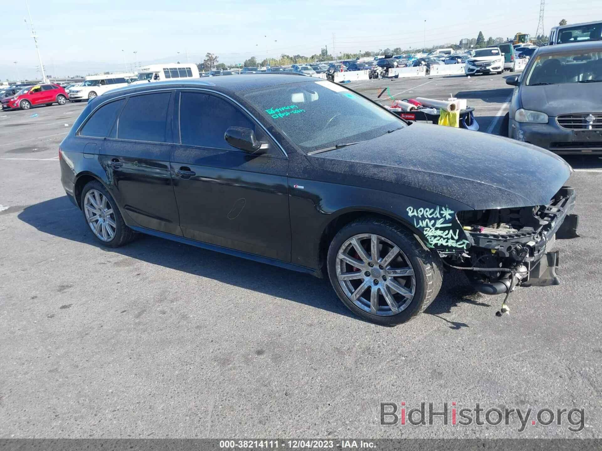 Photo WAUWFAFL4CA112022 - AUDI A4 2012