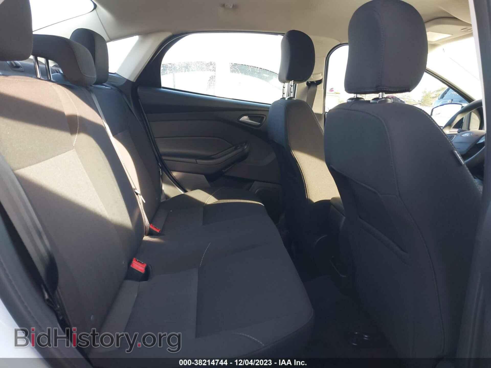 2017 FORD FOCUS - VIN: 1FADP3F25HL288573 - Photo 8