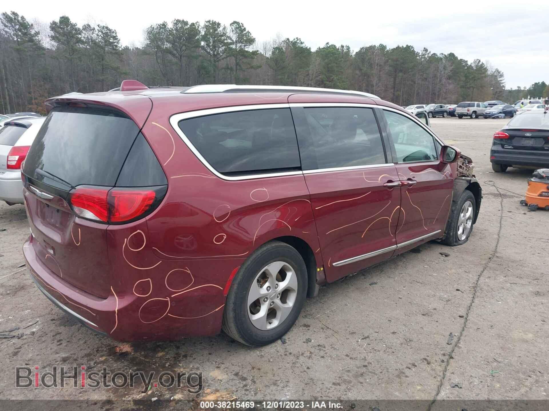 2017 CHRYSLER PACIFICA - VIN: 2C4RC1EG0HR812183 - Photo 4