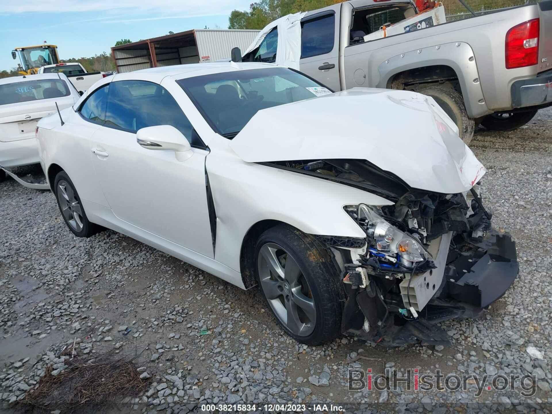 Photo JTHFF2C22A2513465 - LEXUS IS 250C 2010