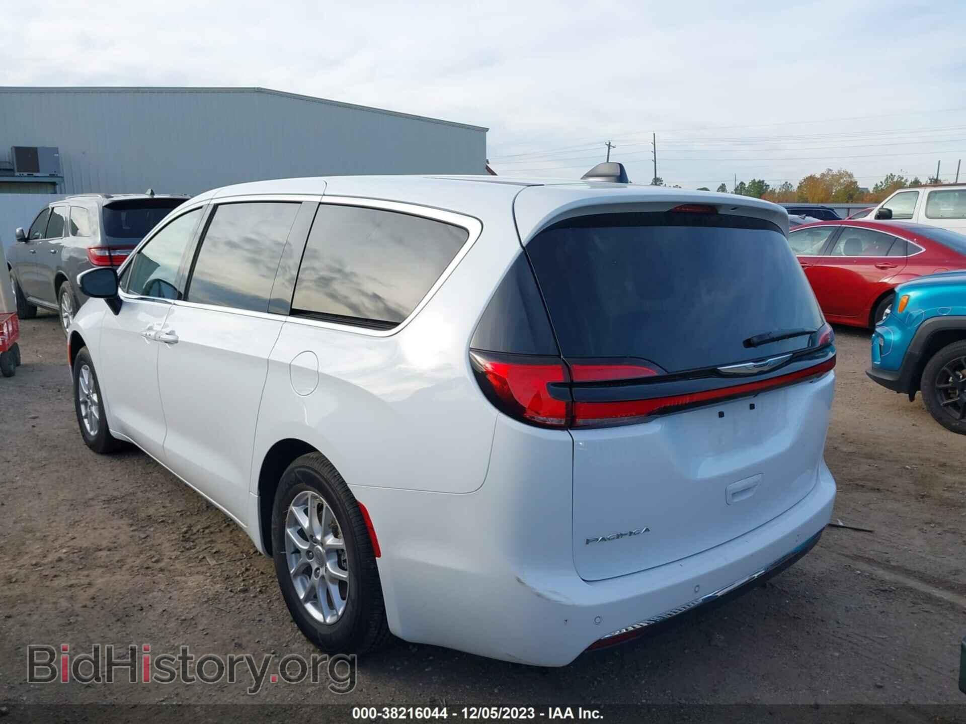 2023 CHRYSLER PACIFICA - VIN: 2C4RC1BG7PR553369 - Фото 3