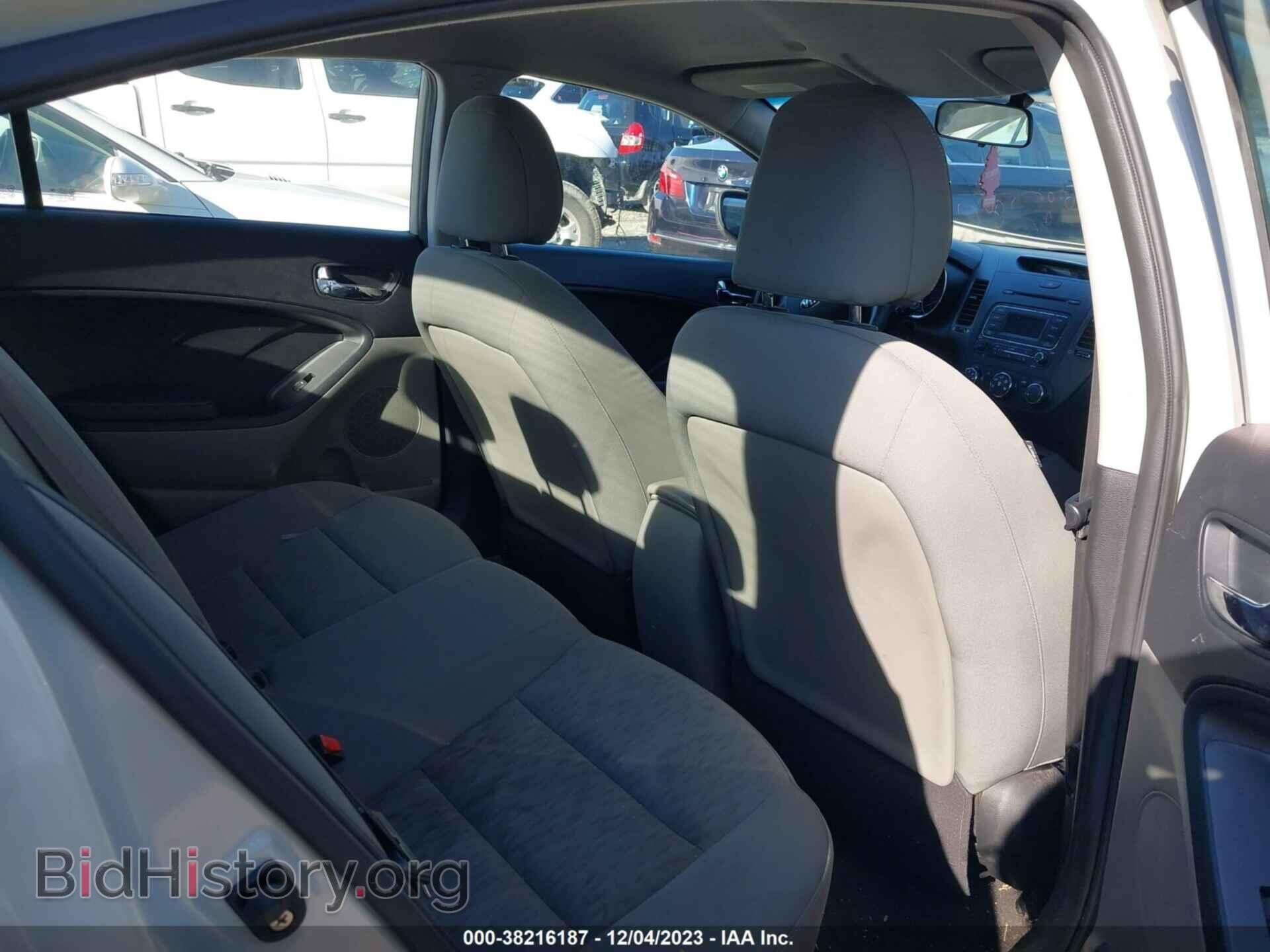 2014 KIA FORTE - VIN: KNAFK4A68E5189230 - Фото 8