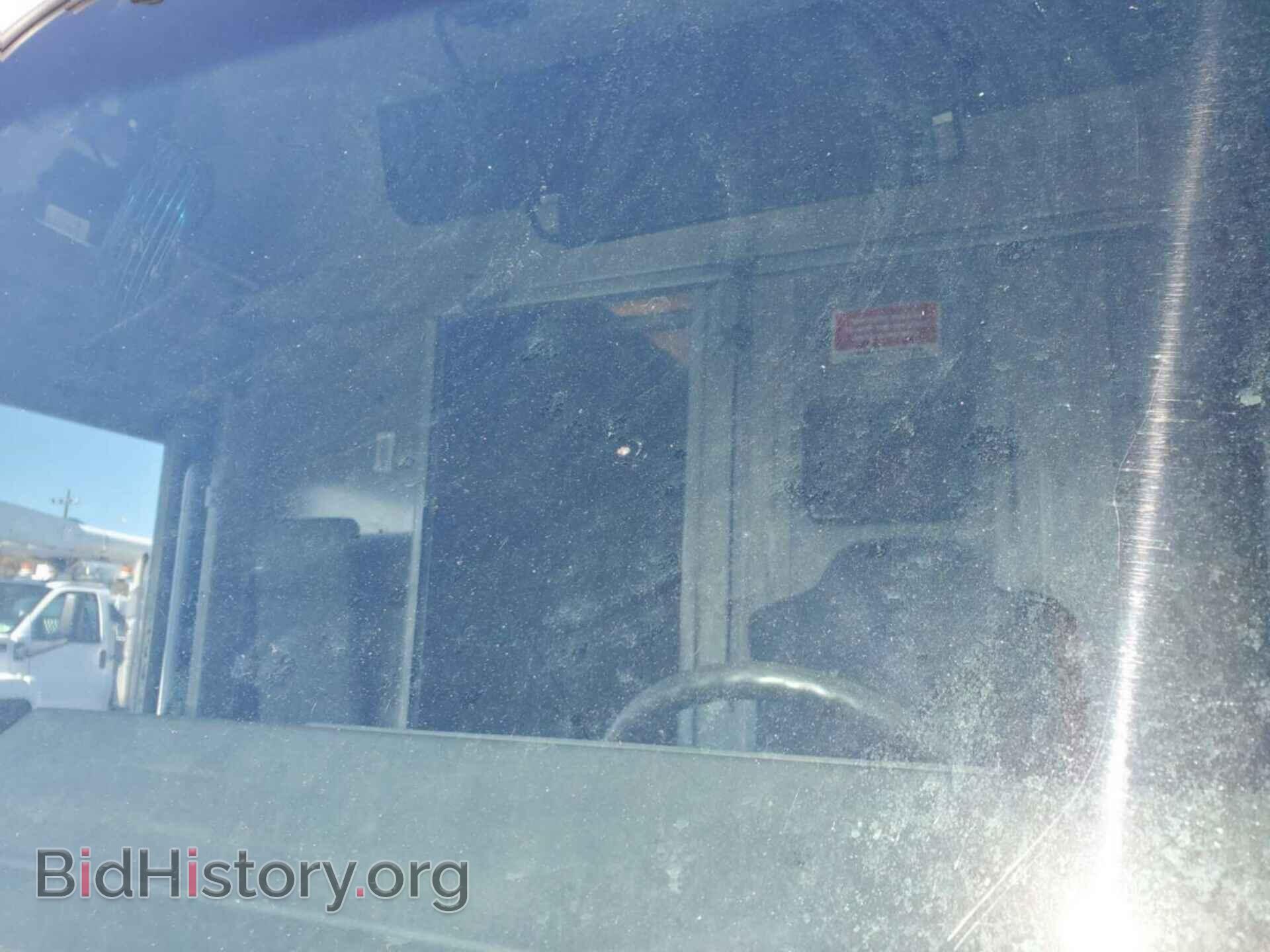 2011 FORD ECONOLINE - VIN: 1FC2E3KL1BDA42093 - Photo 10