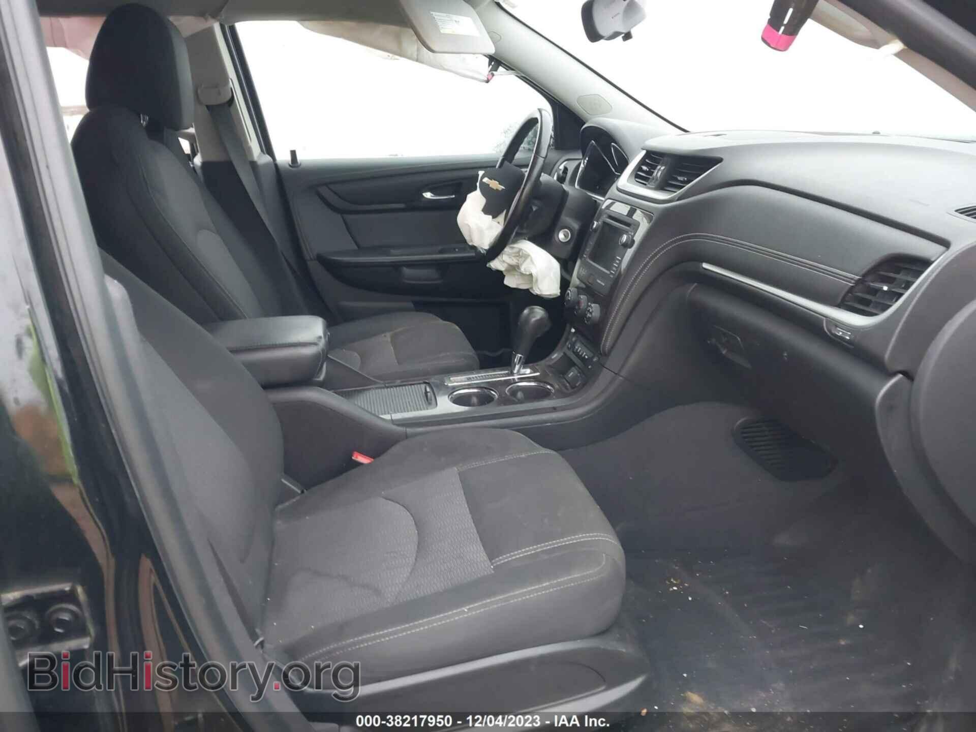 2017 CHEVROLET TRAVERSE - VIN: 1GNKVGKD8HJ321820 - Фото 5