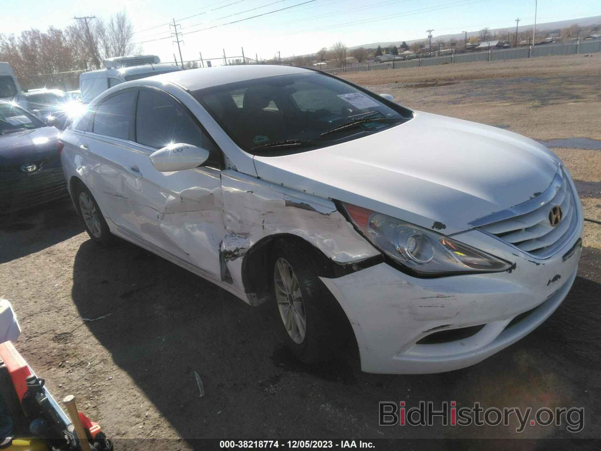 Photo 5NPEB4ACXBH081868 - HYUNDAI SONATA 2011