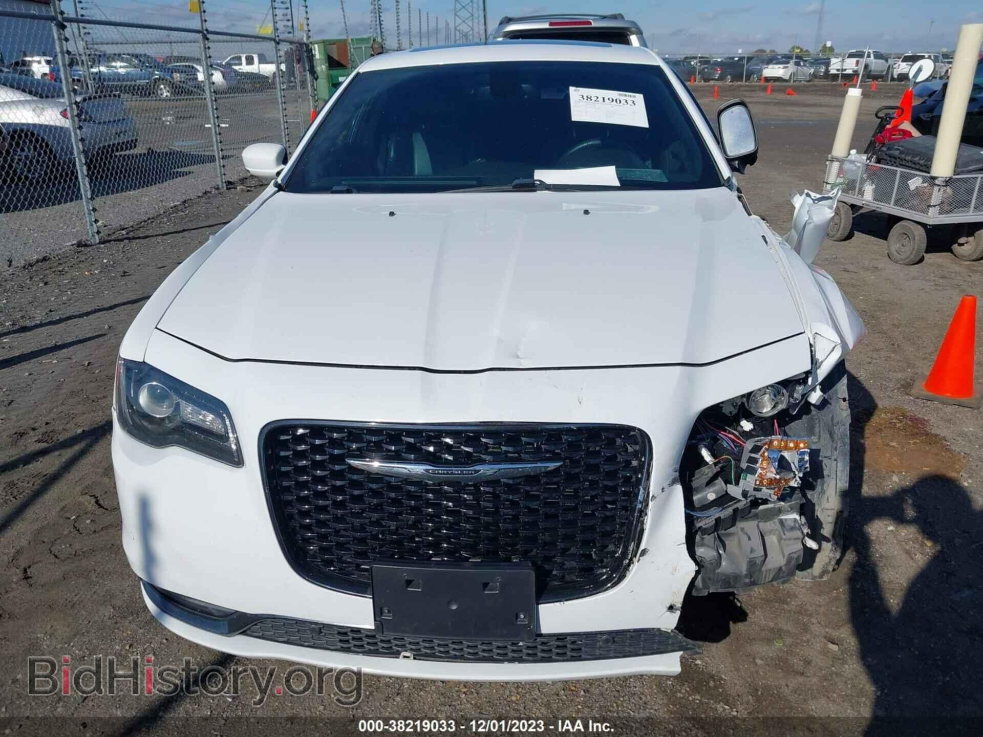 2016 CHRYSLER 300 - VIN: 2C3CCAGG7GH144958 - Фото 12