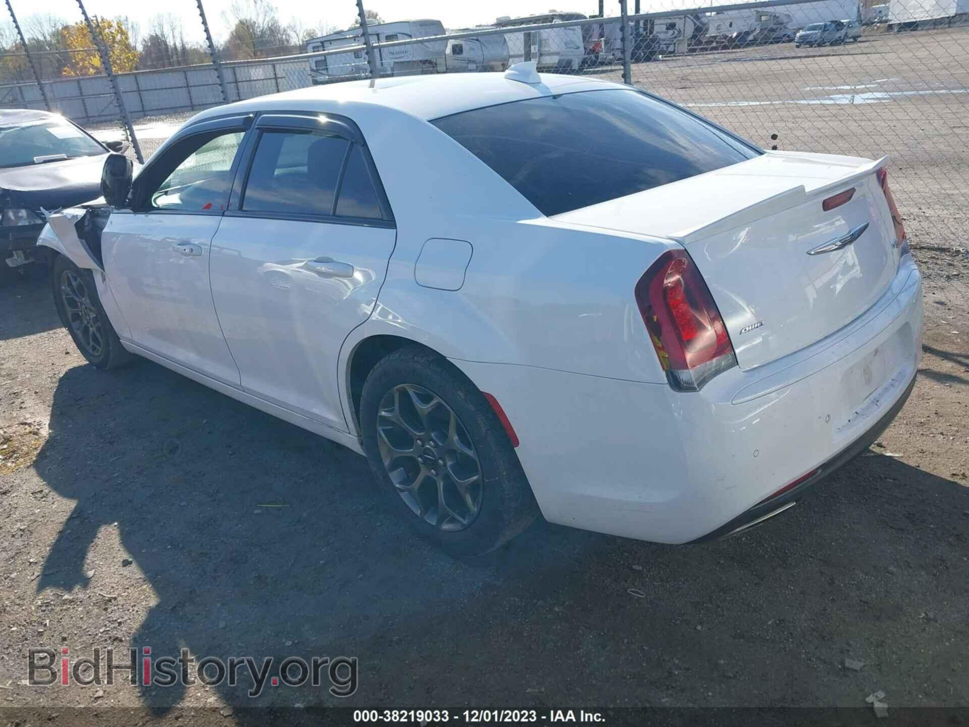 2016 CHRYSLER 300 - VIN: 2C3CCAGG7GH144958 - Фото 3
