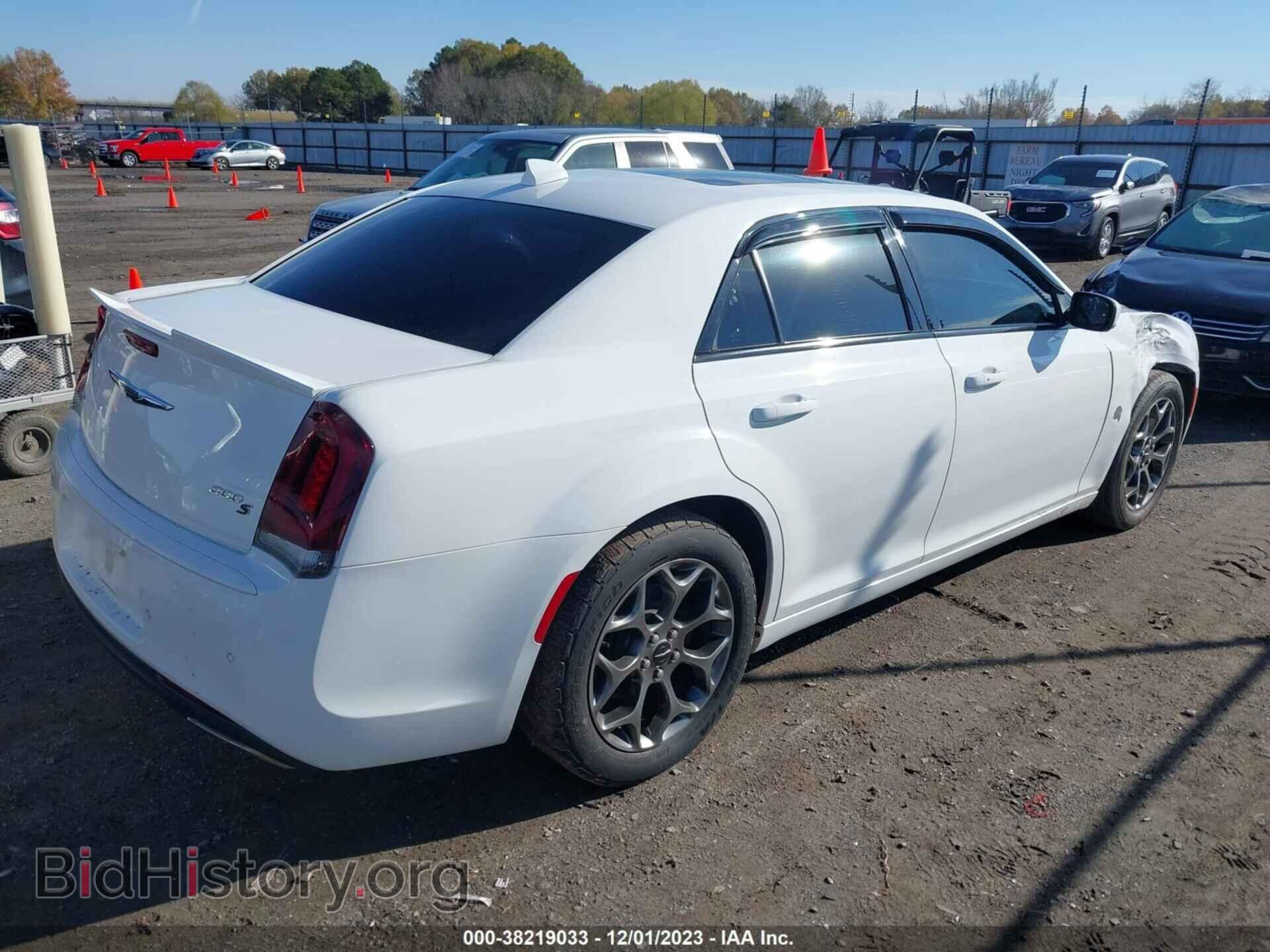 2016 CHRYSLER 300 - VIN: 2C3CCAGG7GH144958 - Фото 4