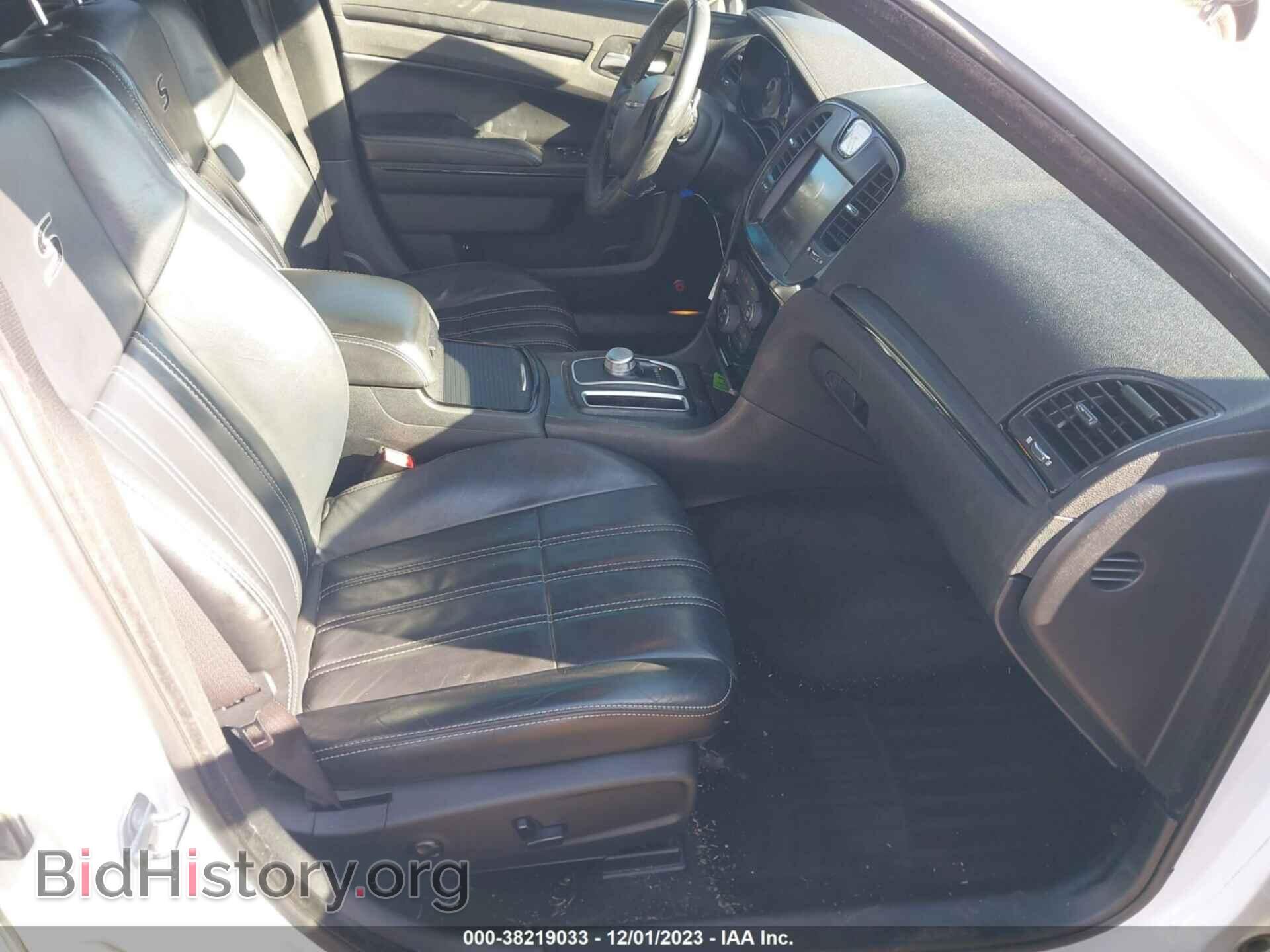 2016 CHRYSLER 300 - VIN: 2C3CCAGG7GH144958 - Фото 5