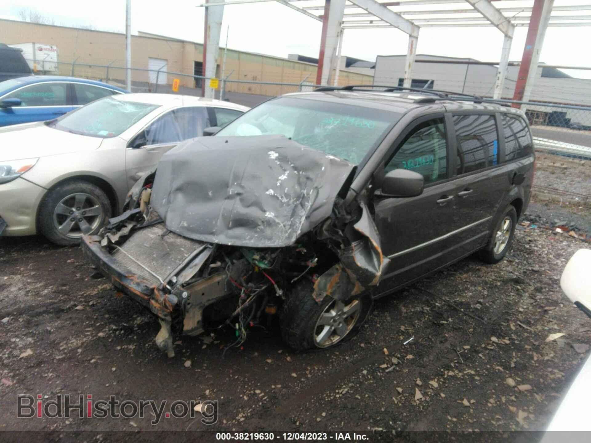 2010 DODGE GRAND CARAVAN - VIN: 2D4RN5D16AR272863 - Фото 2