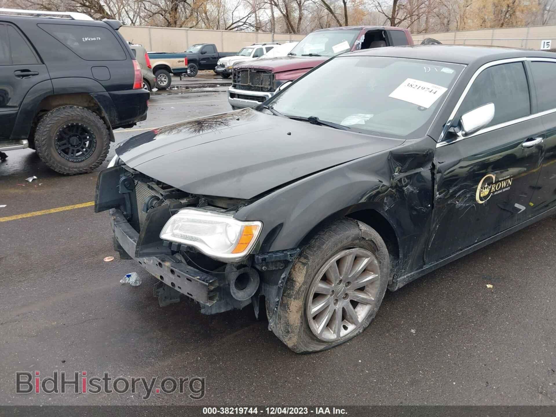 2011 CHRYSLER 300 - VIN: 2C3CA5CG5BH599030 - Фото 6