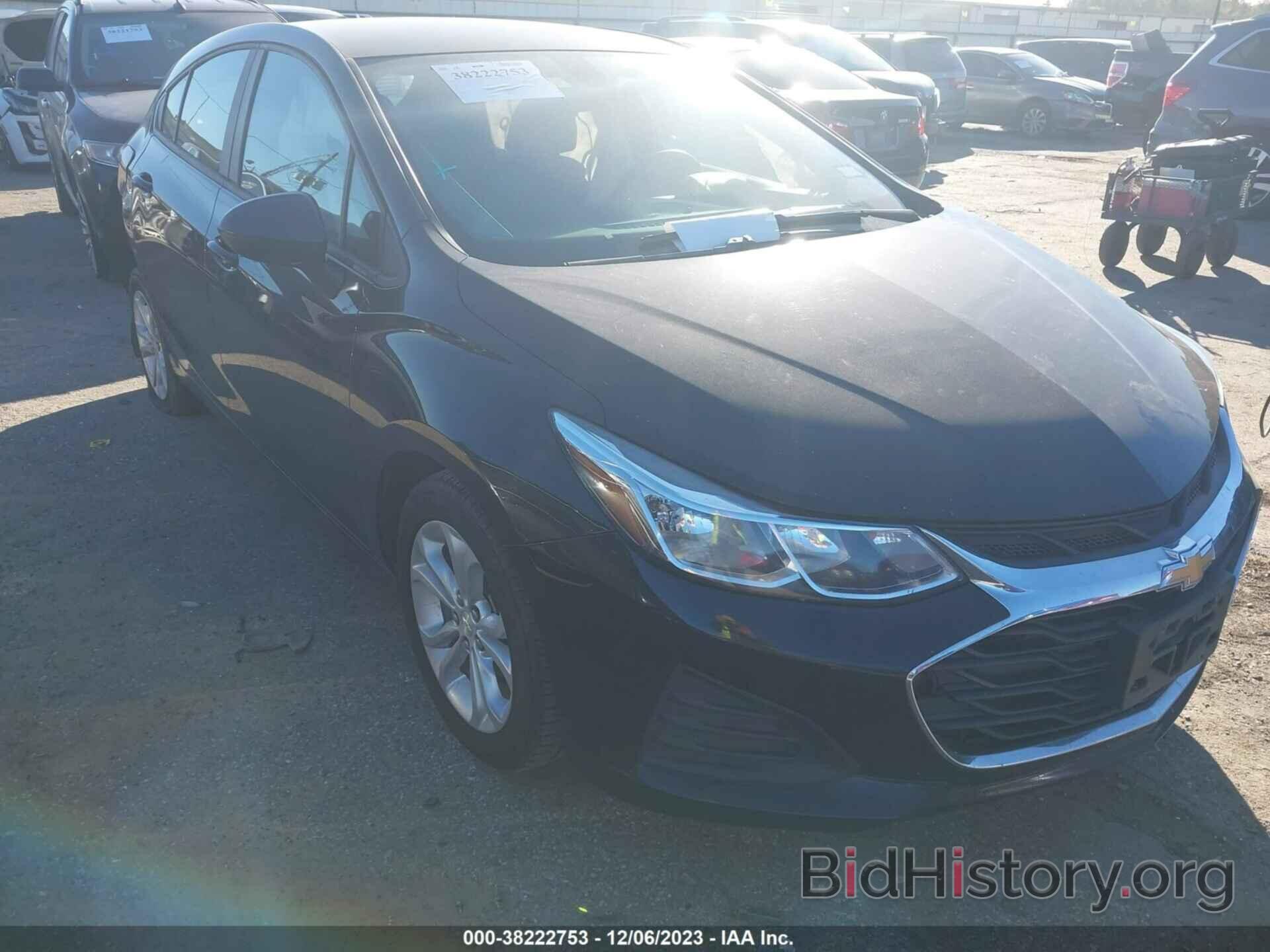 Photo 3G1BC6SM3KS560635 - CHEVROLET CRUZE 2019