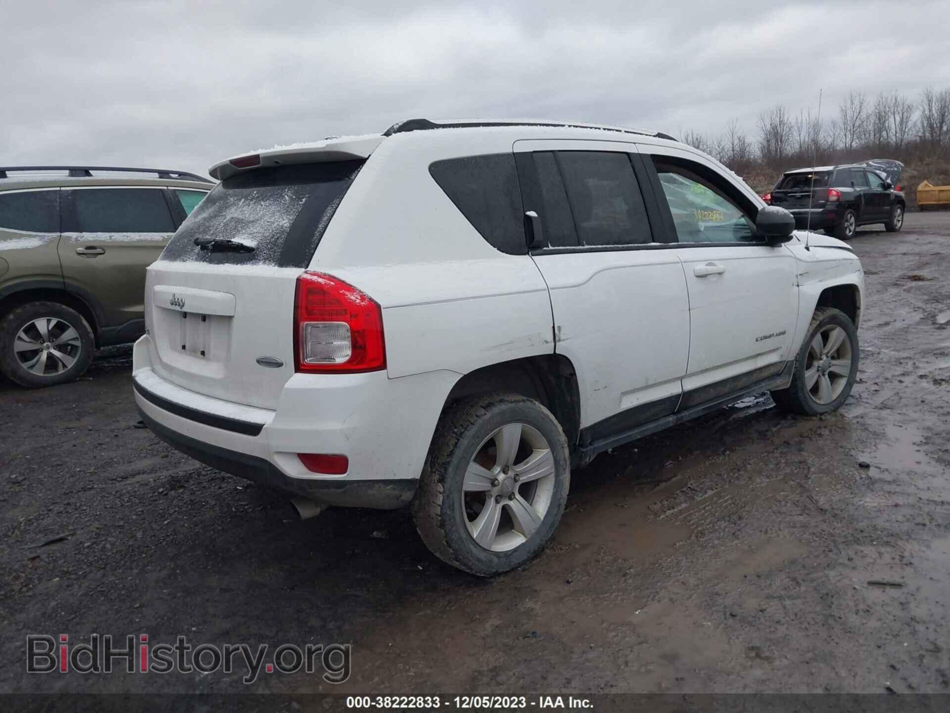 2013 JEEP COMPASS - VIN: 1C4NJDEB7DD180628 - Фото 4