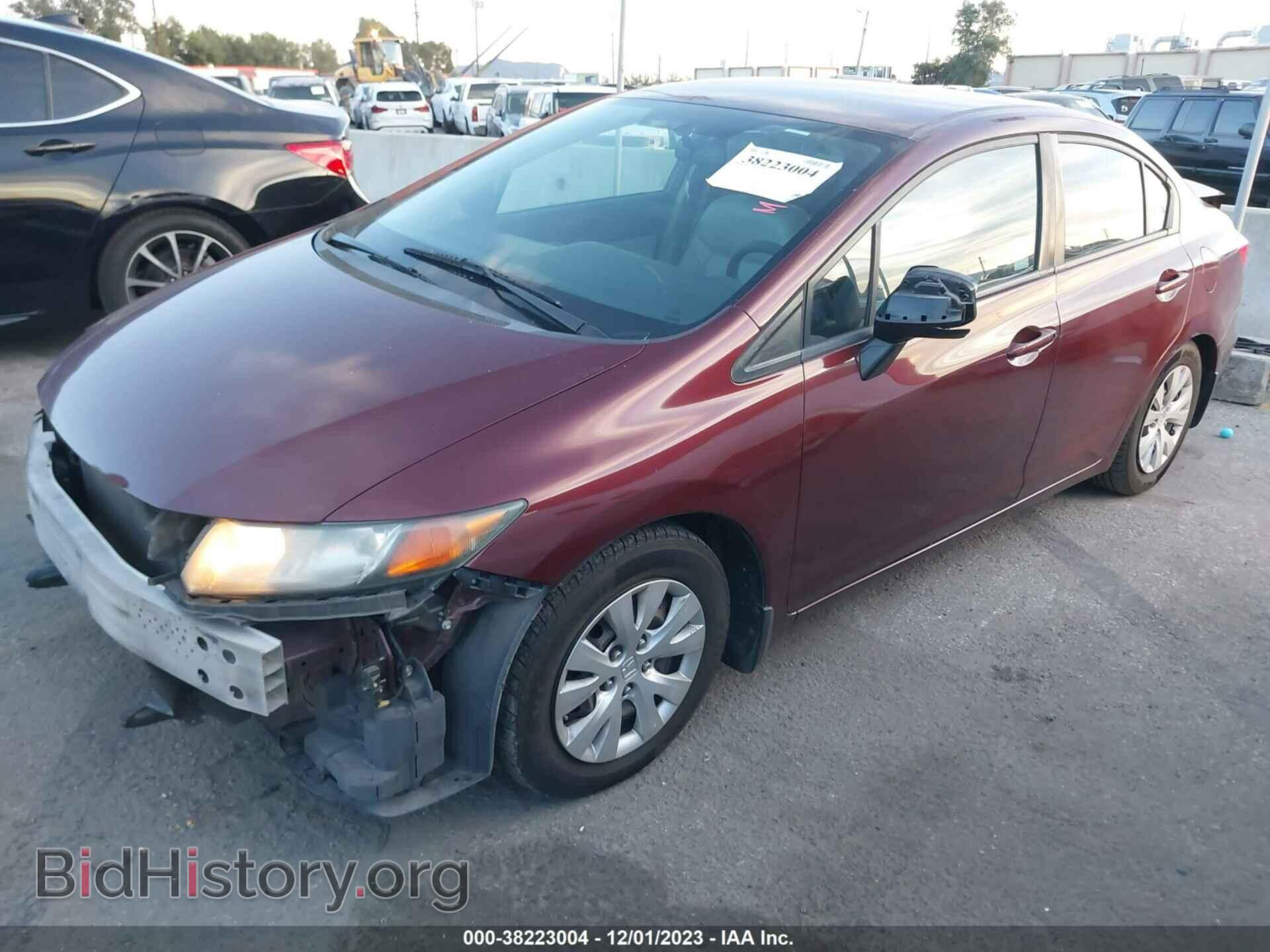 2012 HONDA CIVIC - VIN: 2HGFB2F50CH589054 - Фото 2