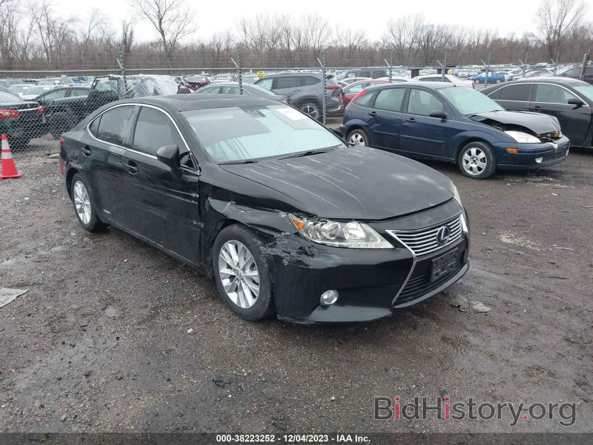 Photo JTHBW1GG2D2009159 - LEXUS ES 300H 2013