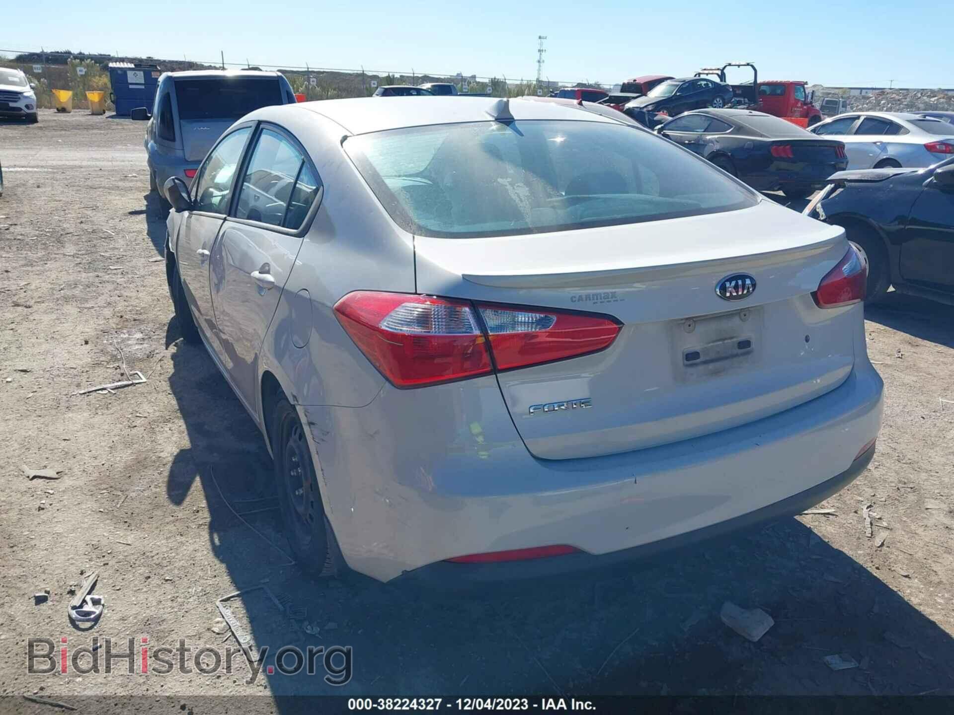 2015 KIA FORTE - VIN: KNAFK4A60F5402124 - Фото 3