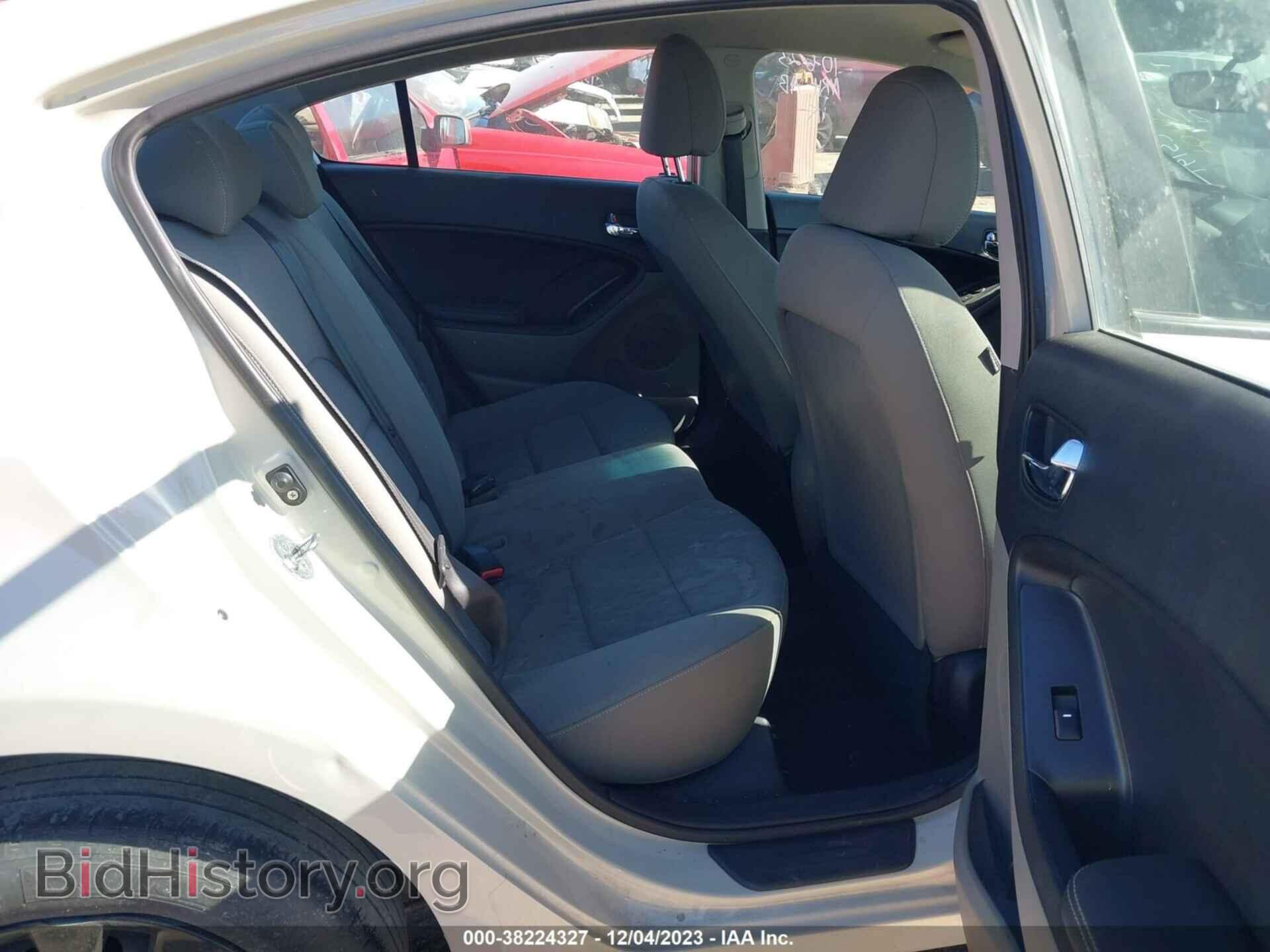 2015 KIA FORTE - VIN: KNAFK4A60F5402124 - Фото 8