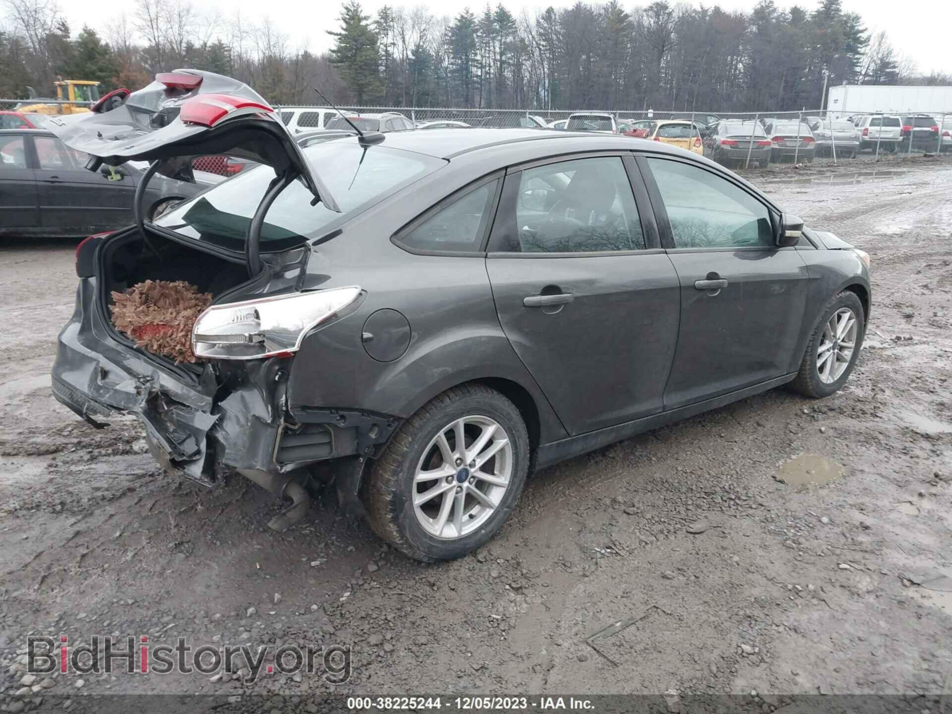 2017 FORD FOCUS - VIN: 1FADP3F28HL315619 - Photo 4