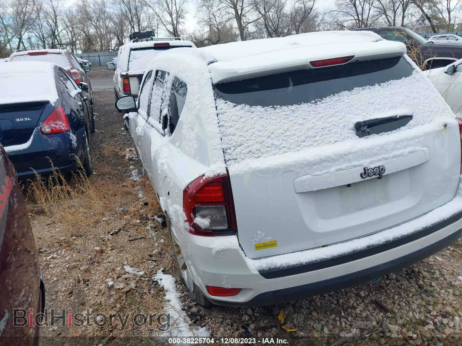 2014 JEEP COMPASS - VIN: 1C4NJCBB9ED813775 - Фото 3