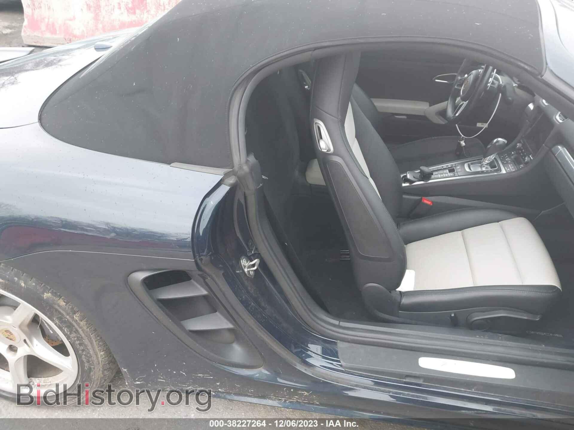 2019 PORSCHE 718 BOXSTER - VIN: WP0CA2A84KS210134 - Фото 8