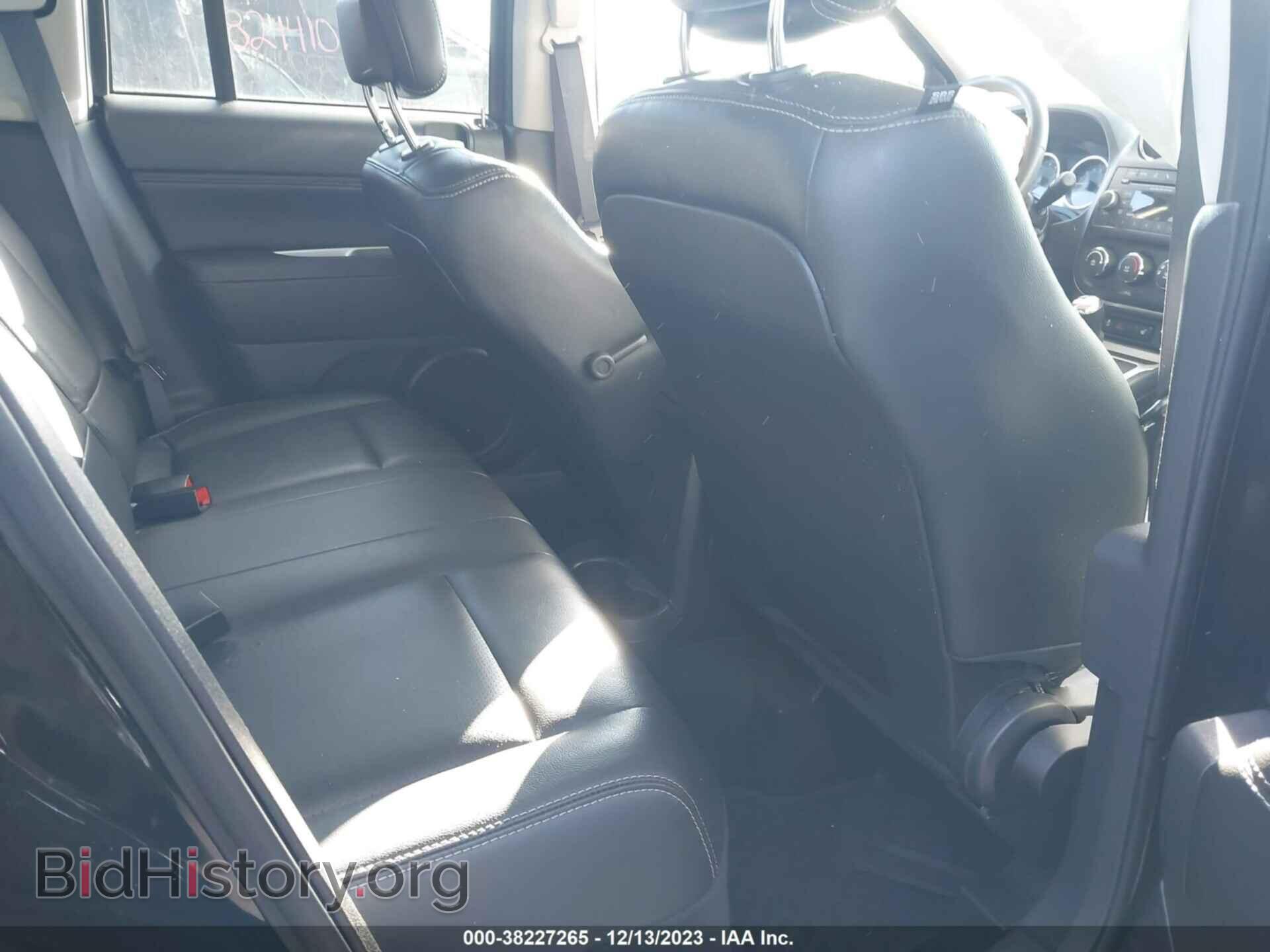 2016 JEEP COMPASS - VIN: 1C4NJDEBXGD657640 - Photo 8