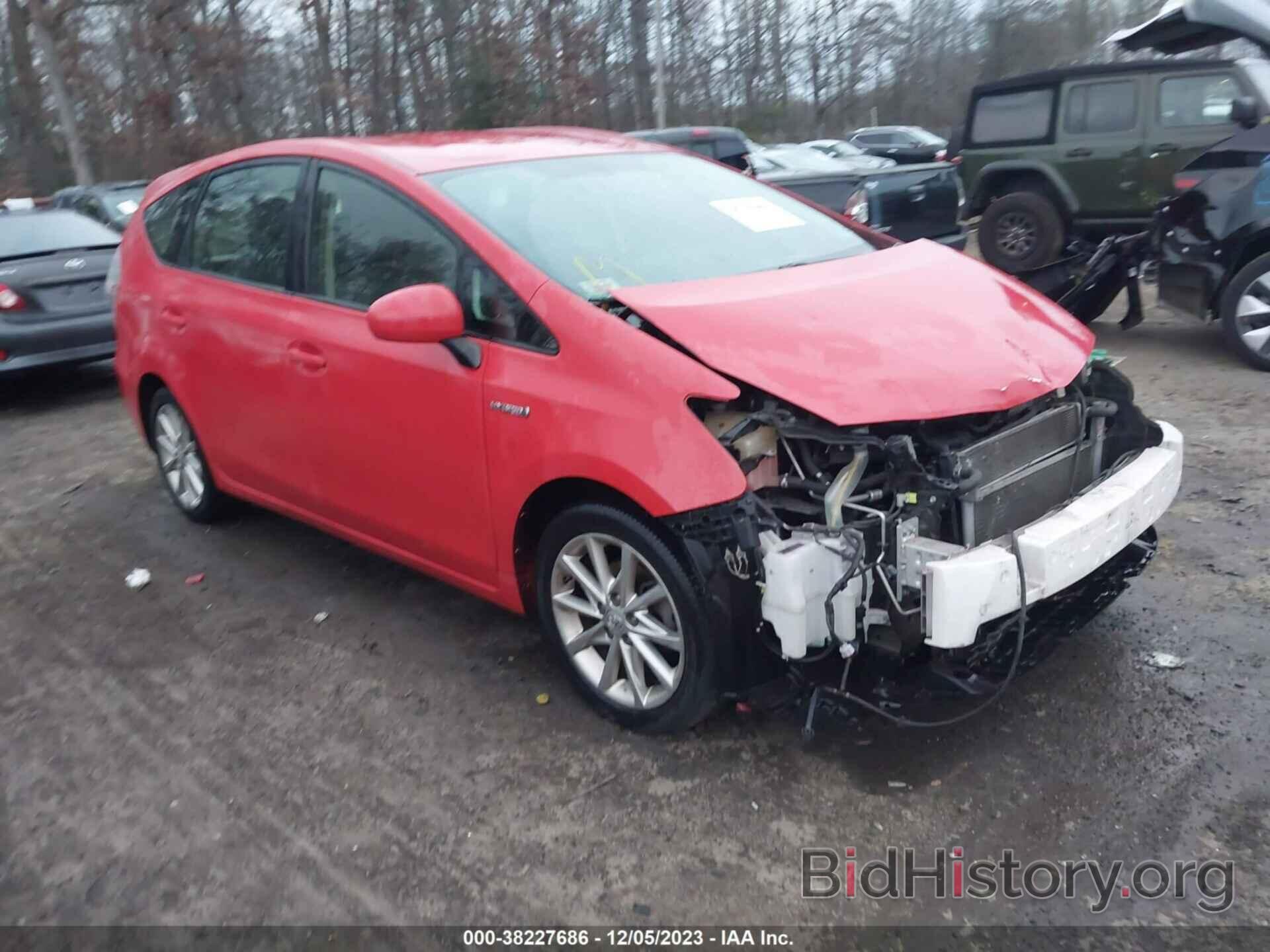 Photo JTDZN3EU7EJ008197 - TOYOTA PRIUS V 2014