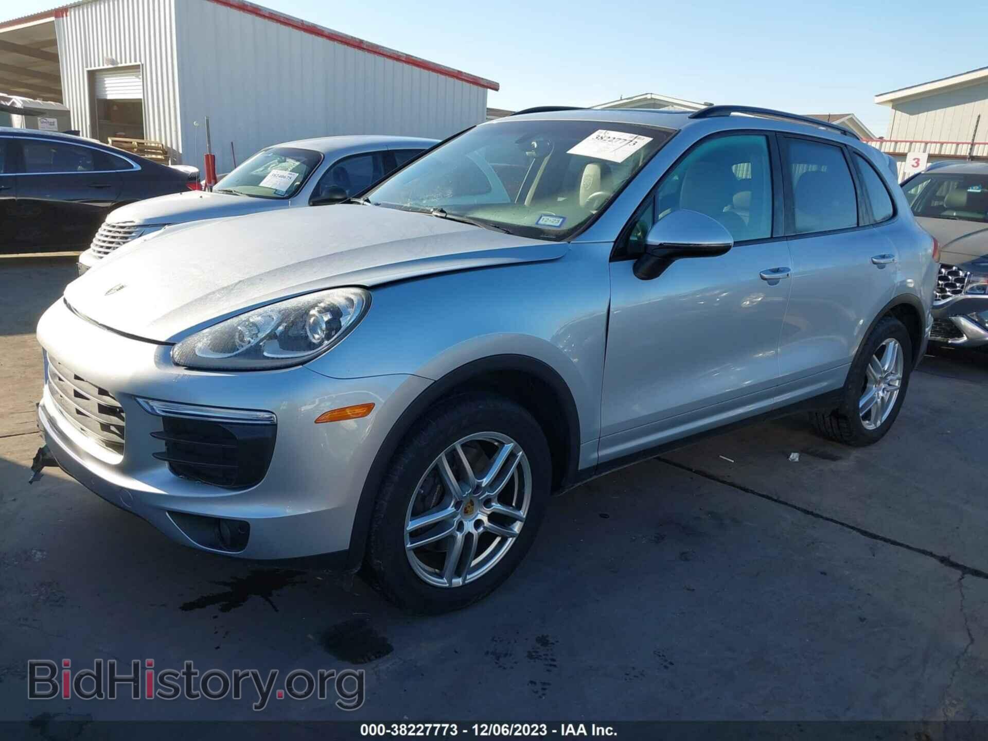 2016 PORSCHE CAYENNE - VIN: WP1AA2A2XGKA14207 - Фото 2