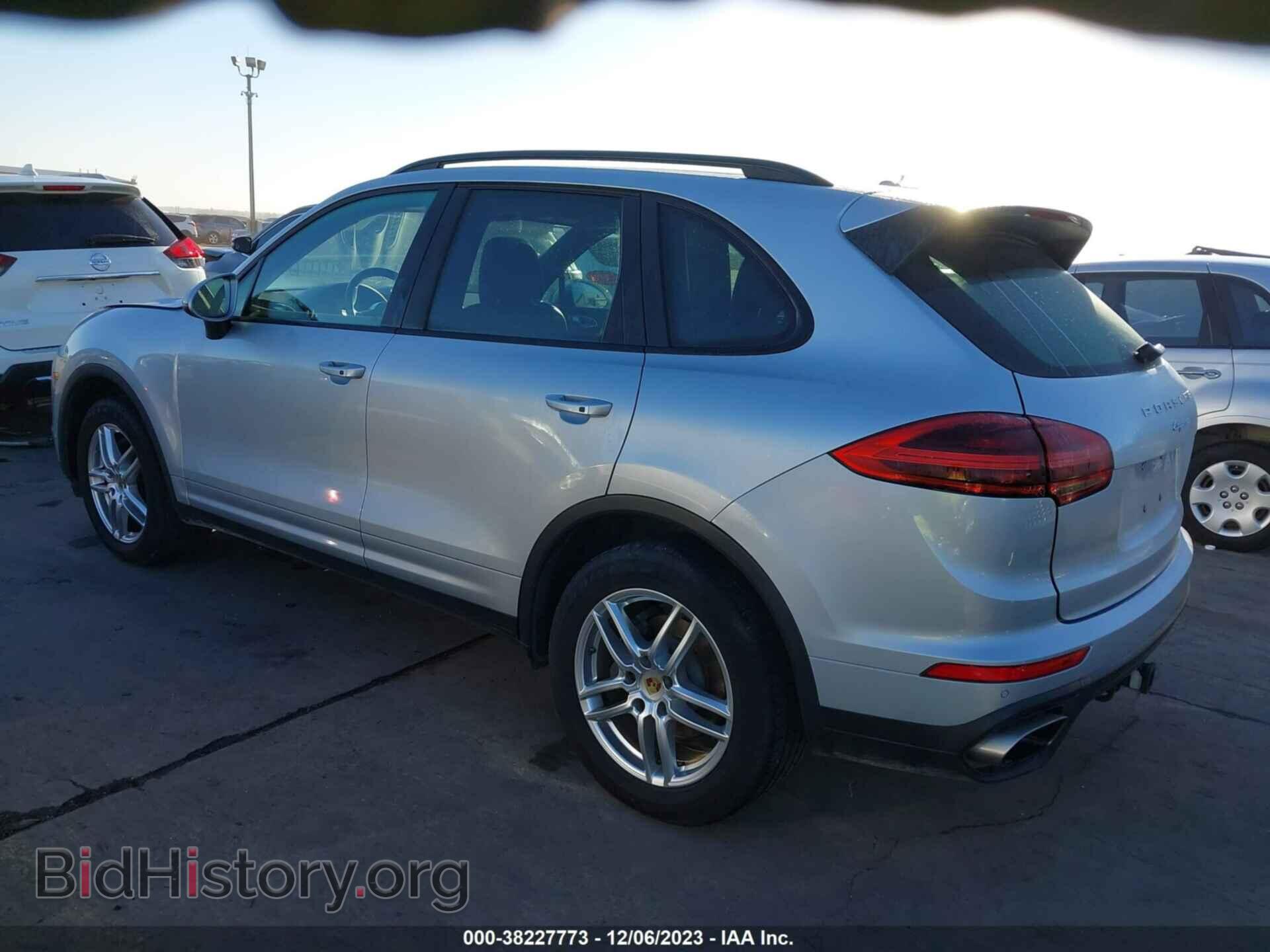 2016 PORSCHE CAYENNE - VIN: WP1AA2A2XGKA14207 - Фото 3