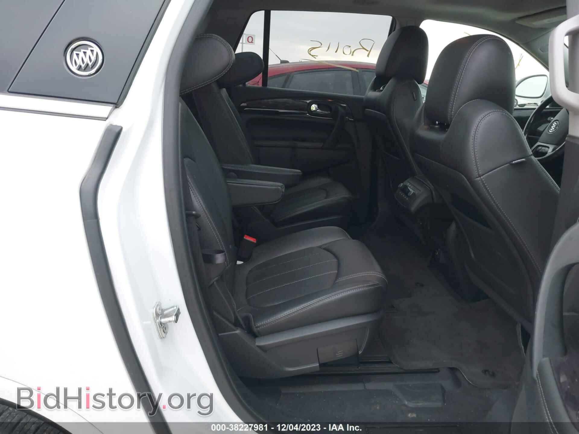 2017 BUICK ENCLAVE - VIN: 5GAKVCKD0HJ312452 - Фото 8