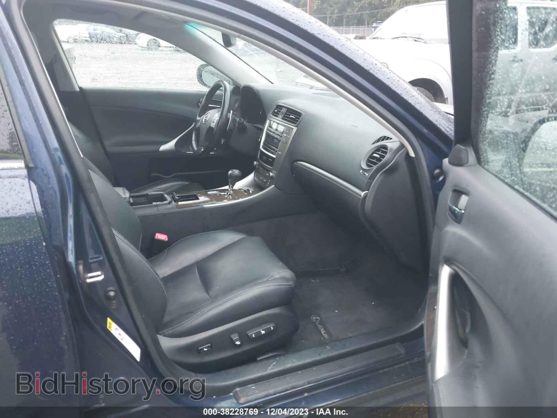 2011 LEXUS IS 250 - VIN: JTHCF5C26B5044708 - Photo 5