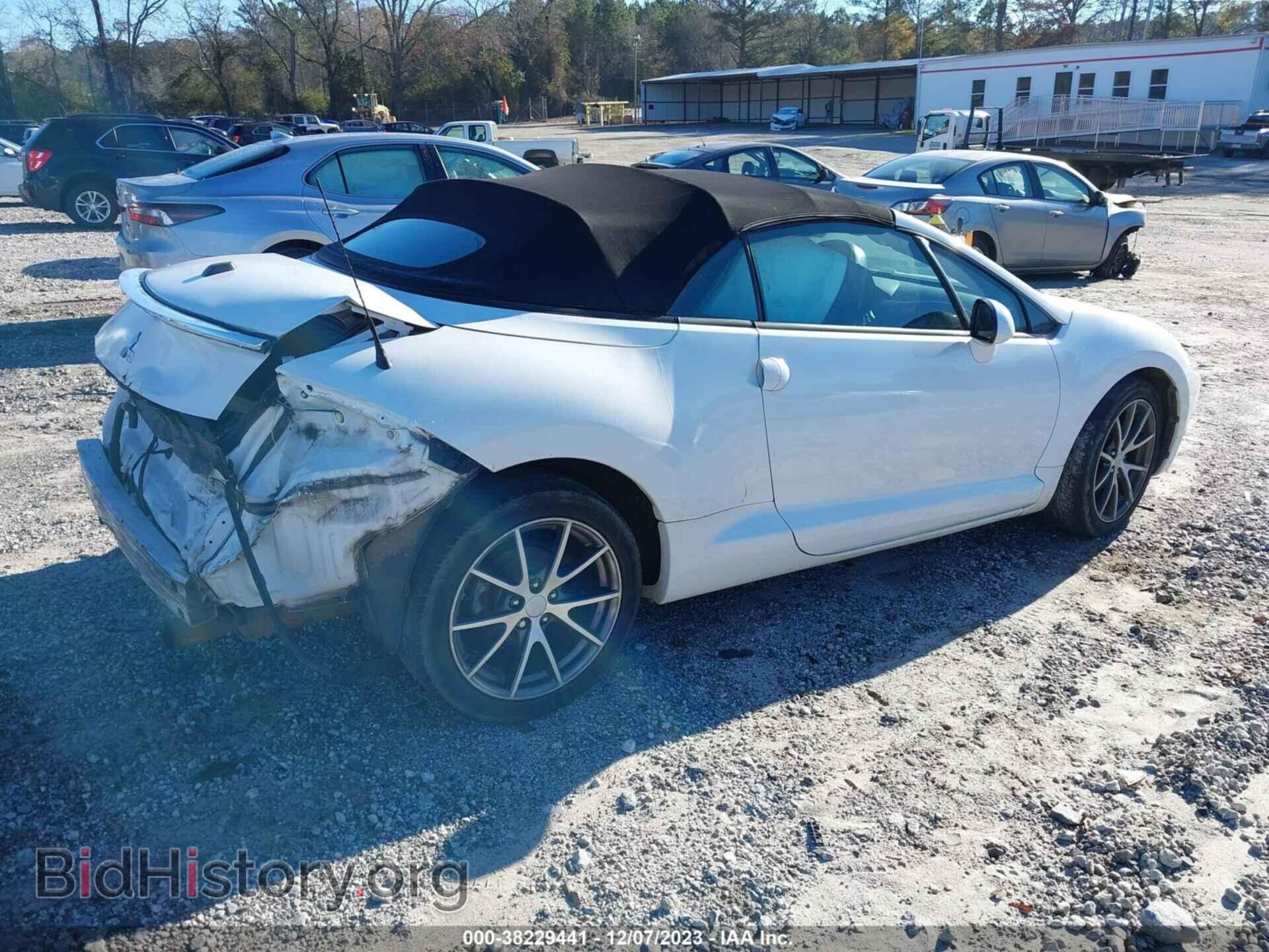 2011 MITSUBISHI ECLIPSE SPYDER - VIN: 4A37L5EF4BE005706 - Фото 4