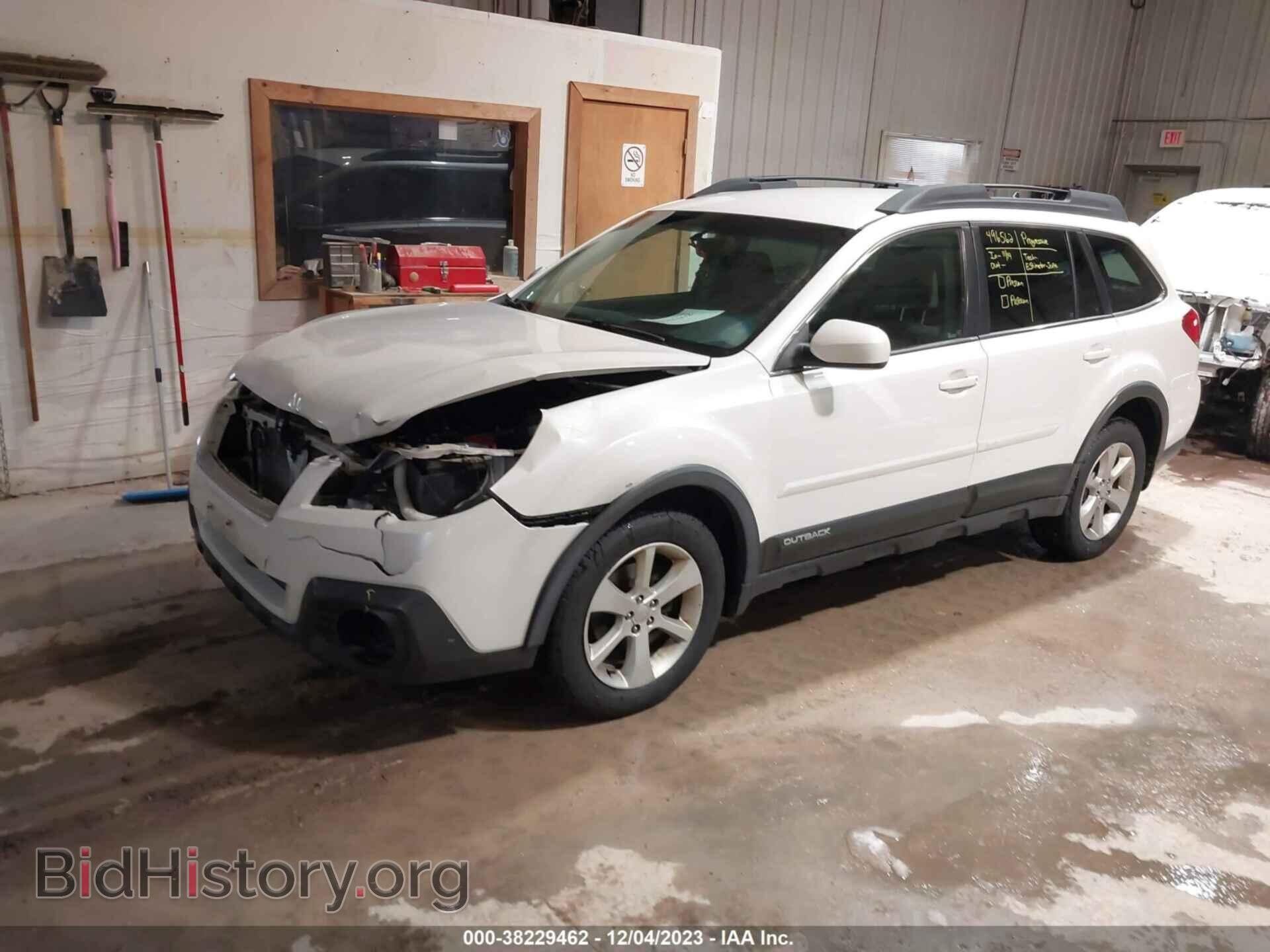 2014 SUBARU OUTBACK - VIN: 4S4BRCCC4E3256195 - Фото 2