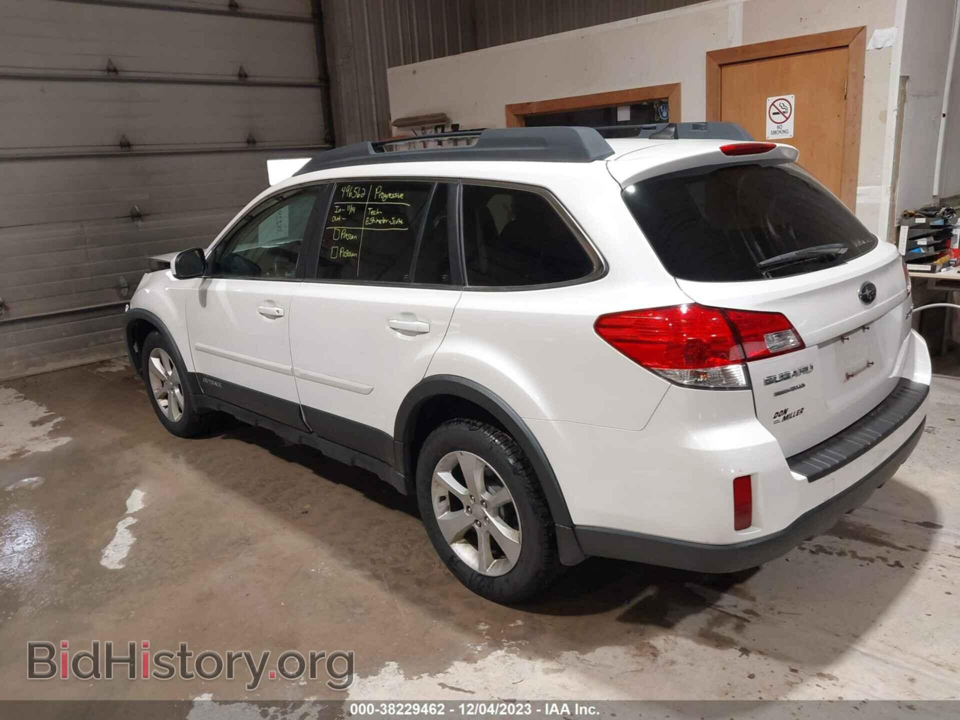 2014 SUBARU OUTBACK - VIN: 4S4BRCCC4E3256195 - Фото 3