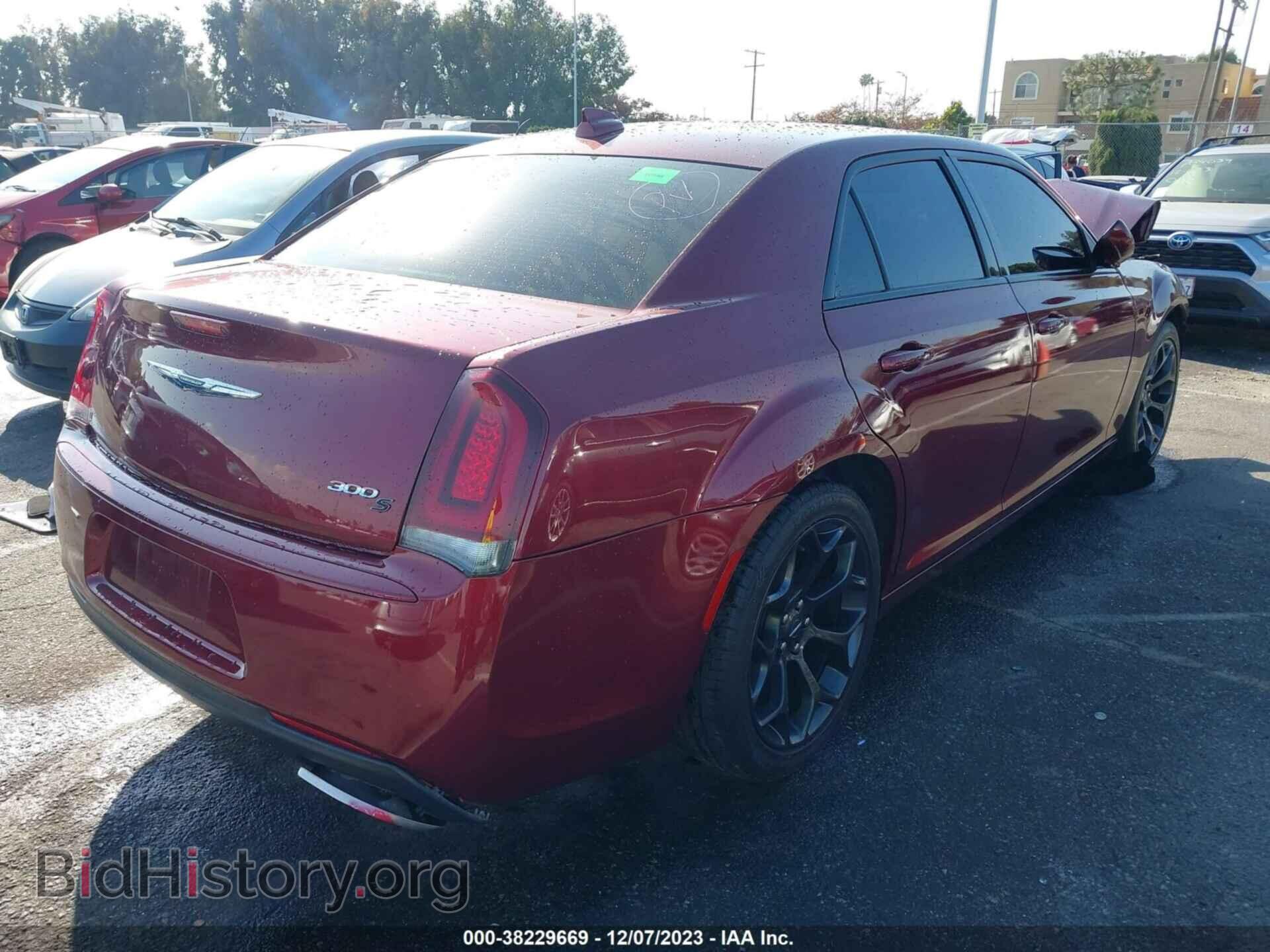 2020 CHRYSLER 300 - VIN: 2C3CCABG2LH164018 - Фото 4