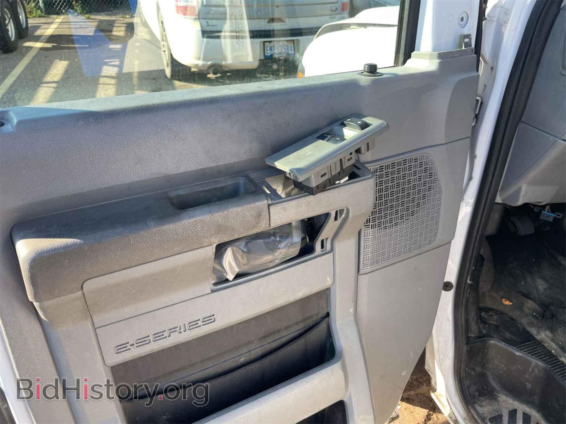 2011 FORD ECONOLINE - VIN: 1FTNE2EL6BDA19914 - Фото 30