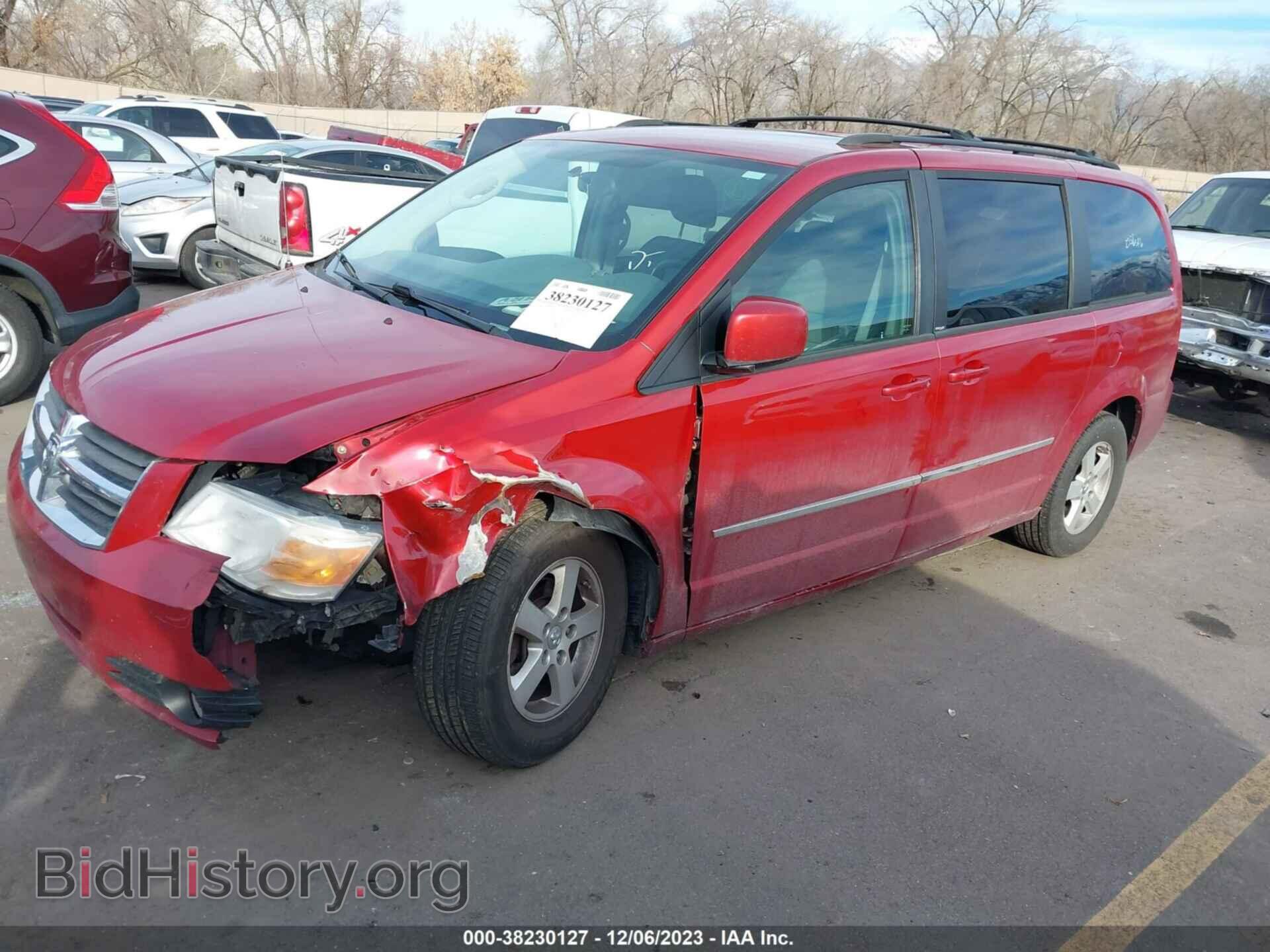 2010 DODGE GRAND CARAVAN - VIN: 2D4RN5DX2AR192111 - Фото 2