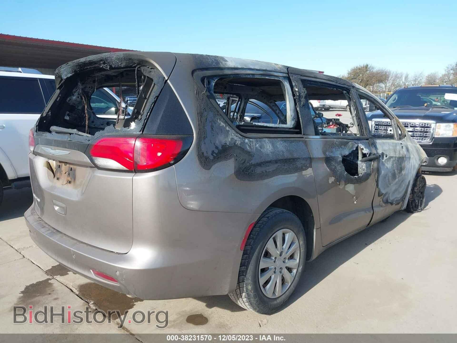 2018 CHRYSLER PACIFICA - VIN: 2C4RC1AG6JR121476 - Фото 4