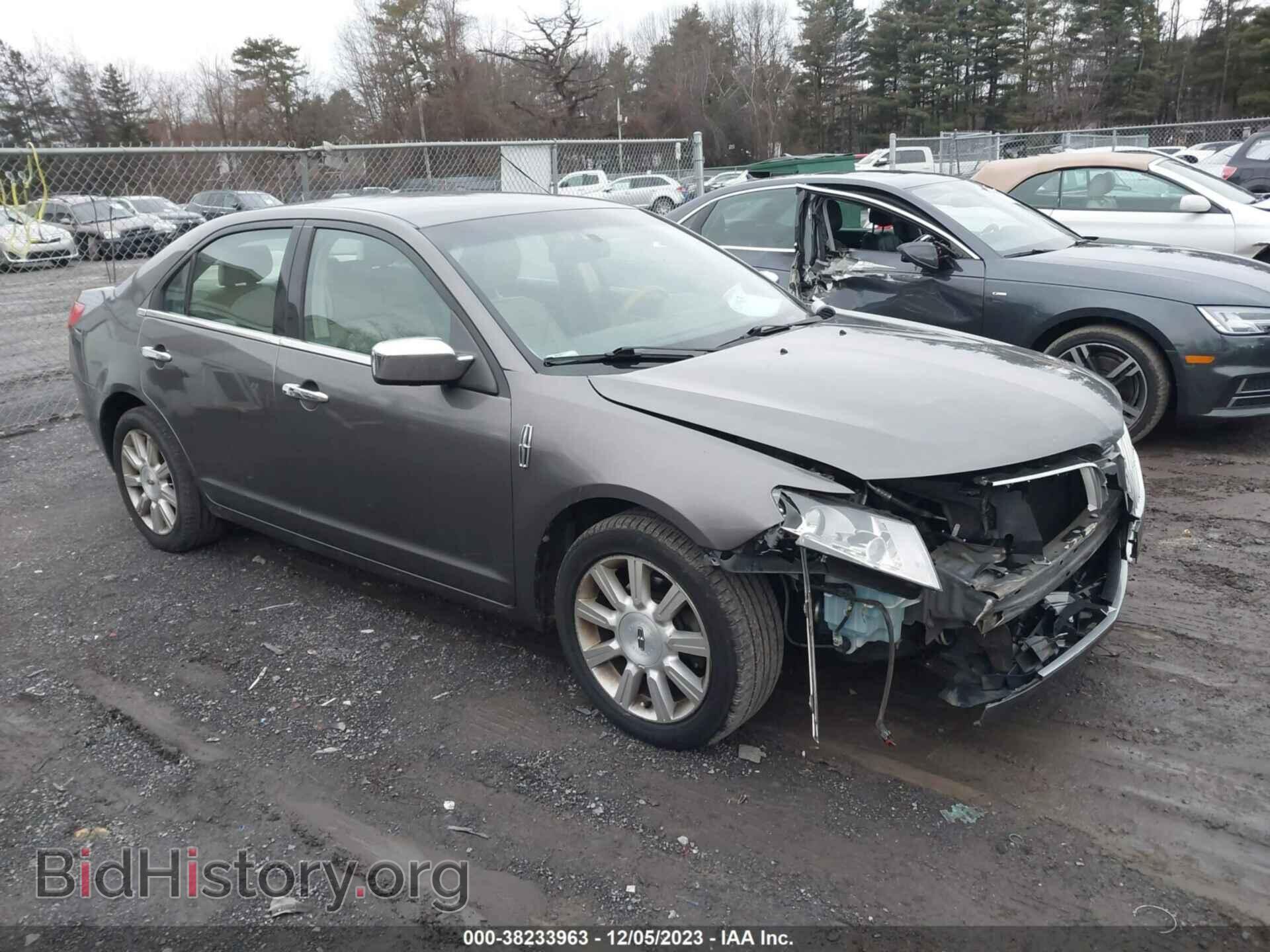 Photo 3LNHL2GC2BR765652 - LINCOLN MKZ 2011