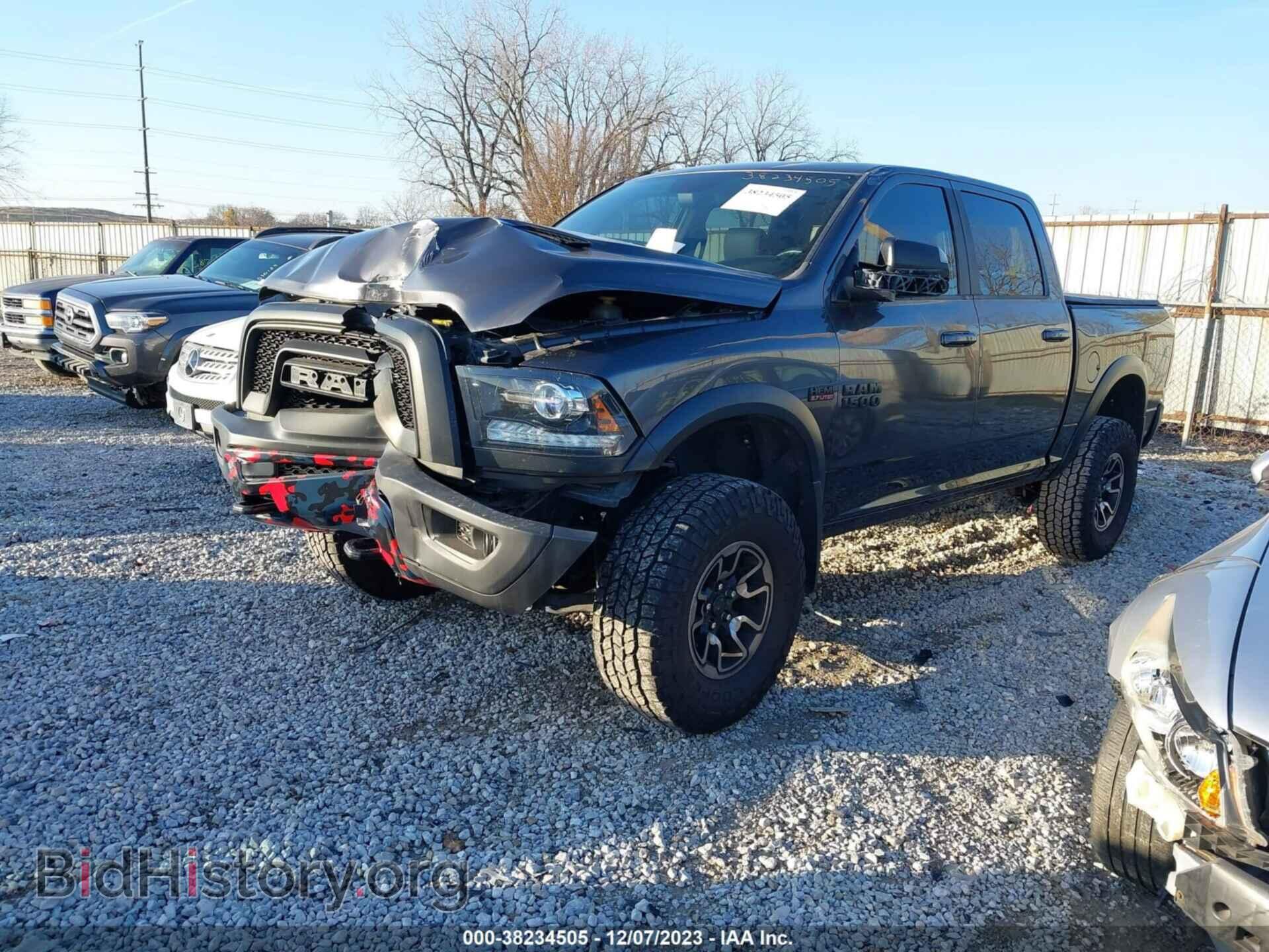 2017 RAM 1500 - VIN: 1C6RR7YT7HS676800 - Фото 2