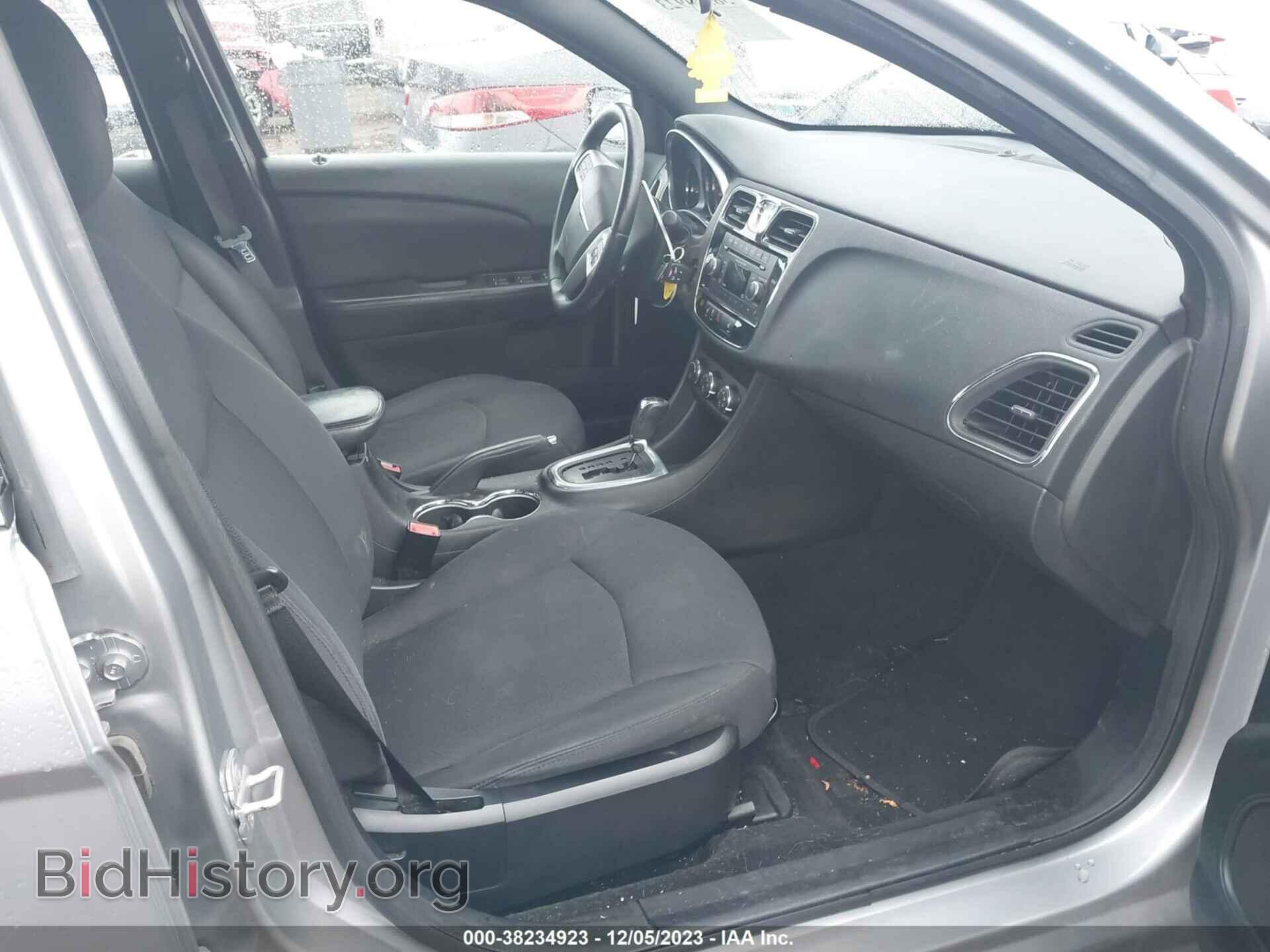 2013 CHRYSLER 200 - VIN: 1C3CCBBB3DN657323 - Photo 5