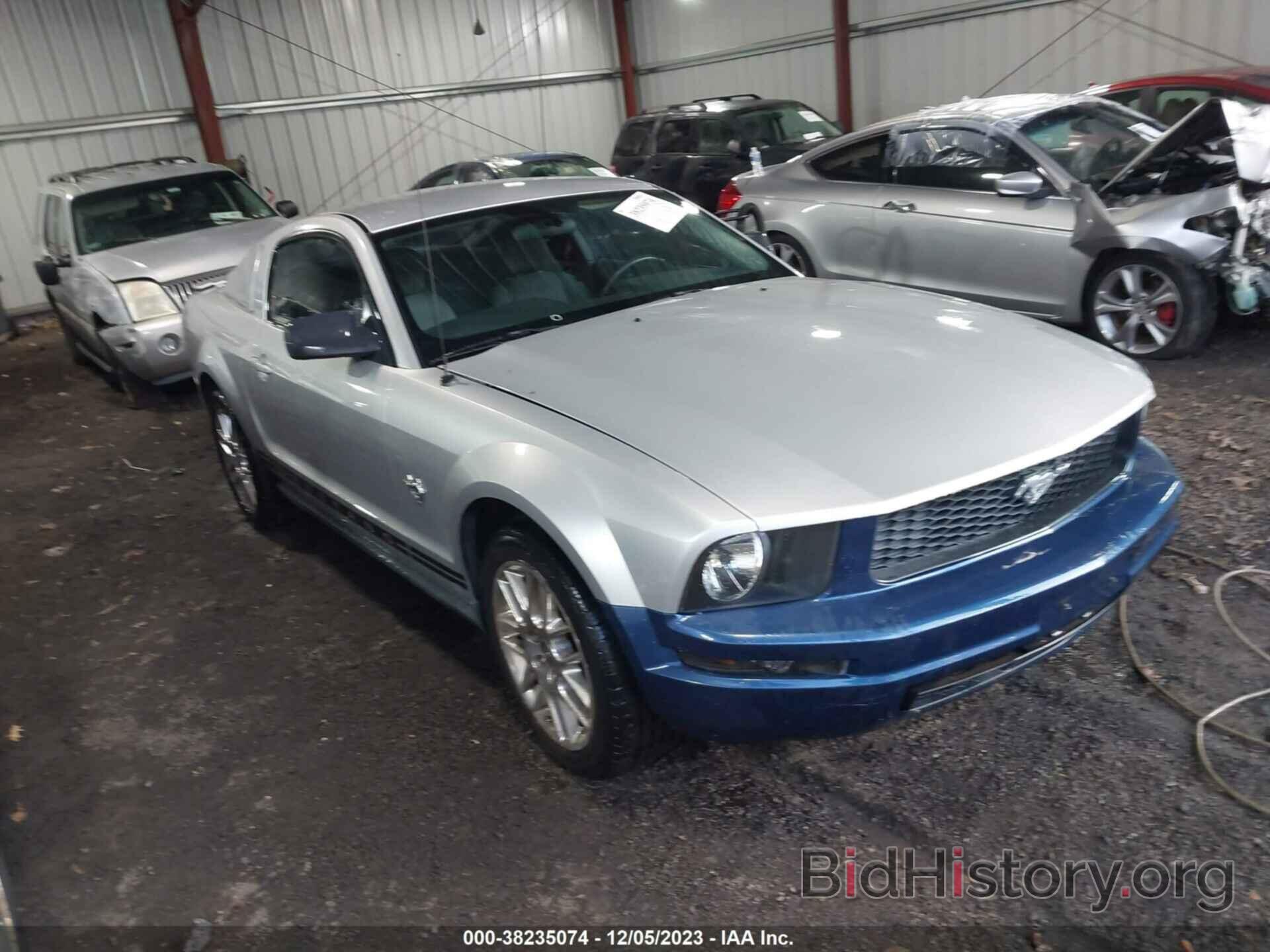 Photo 1ZVHT80N095119989 - FORD MUSTANG 2009