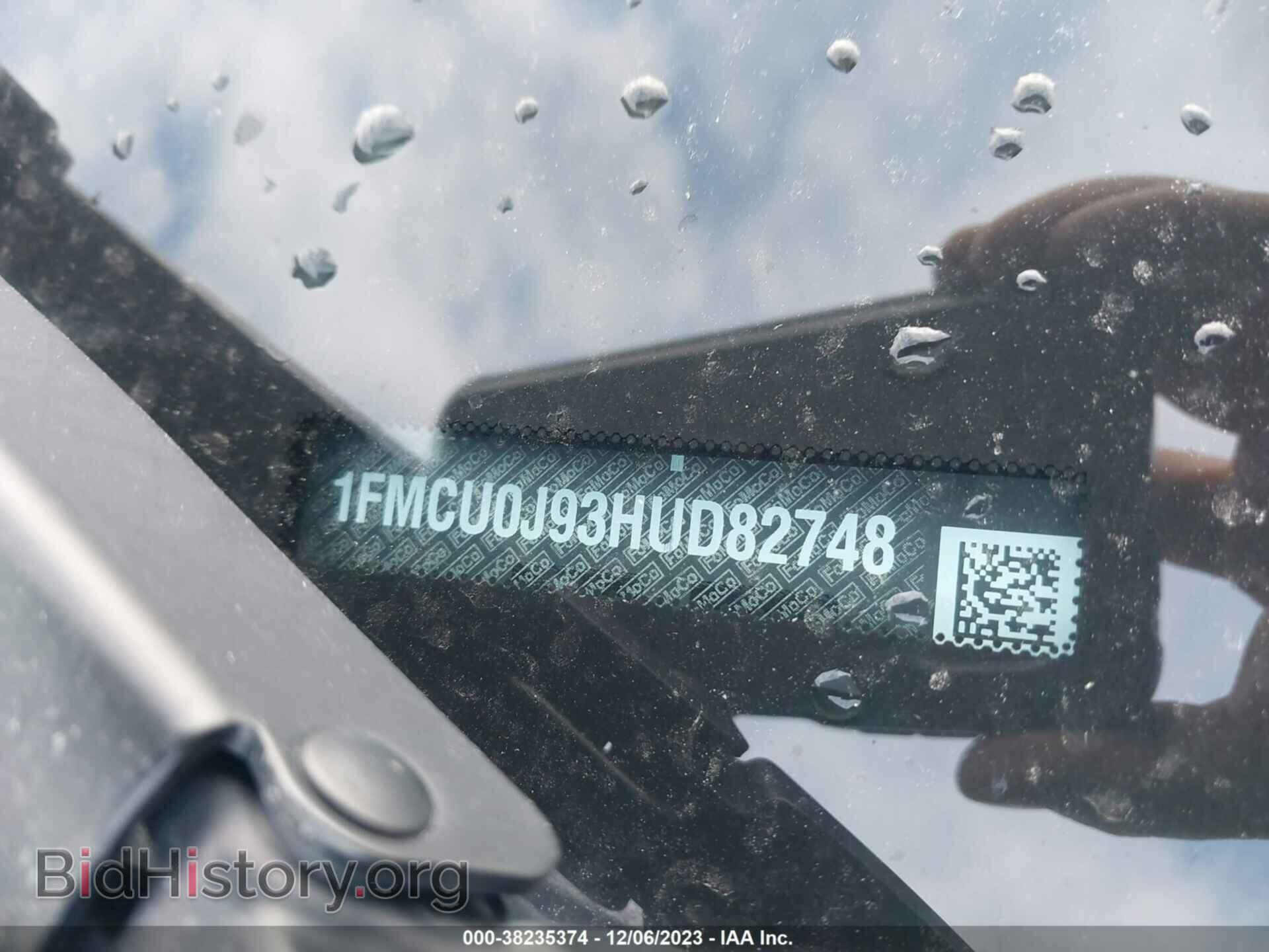2017 FORD ESCAPE - VIN: 1FMCU0J93HUD82748 - Photo 9