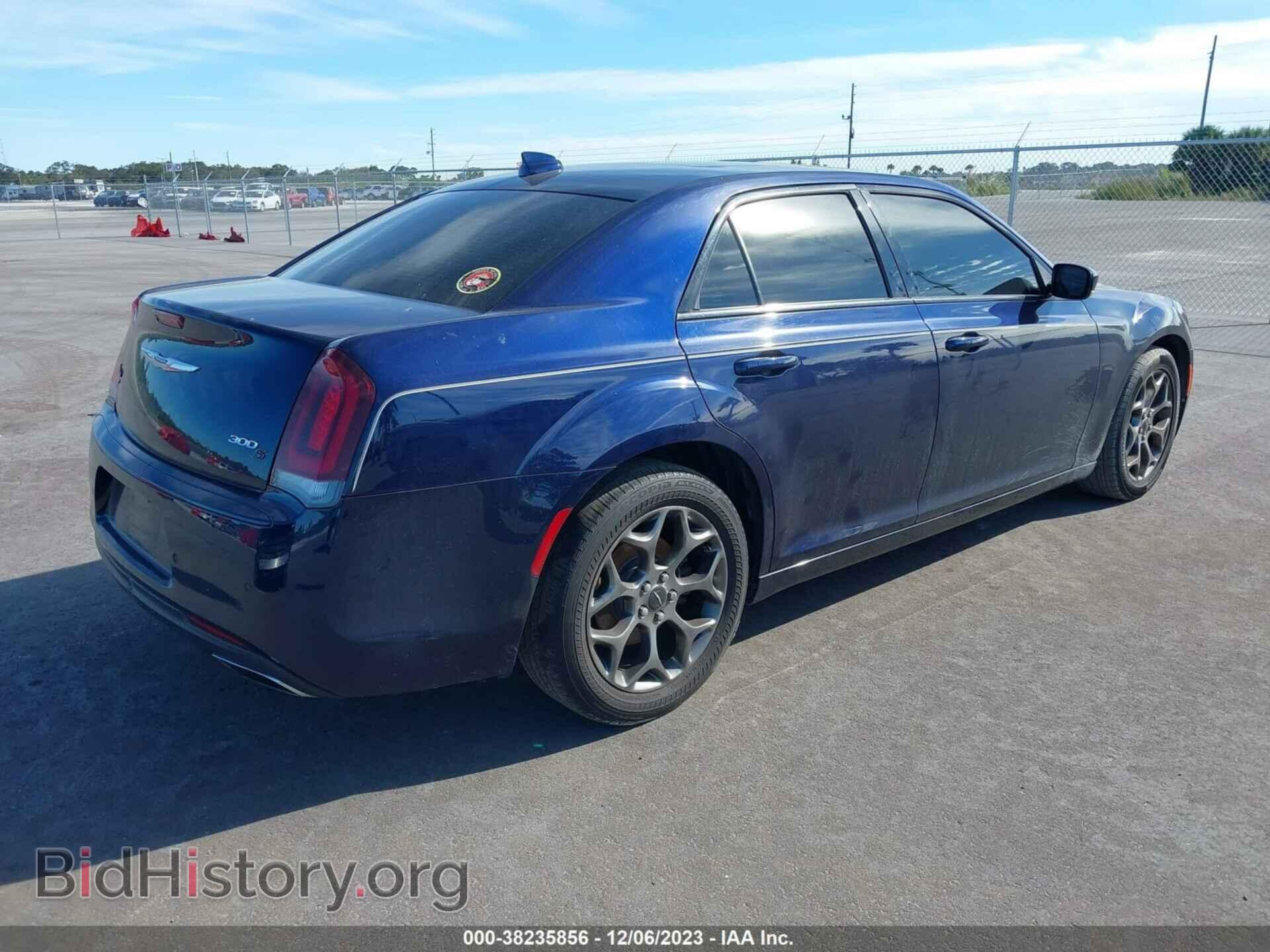 2016 CHRYSLER 300 - VIN: 2C3CCAGG8GH176057 - Фото 4