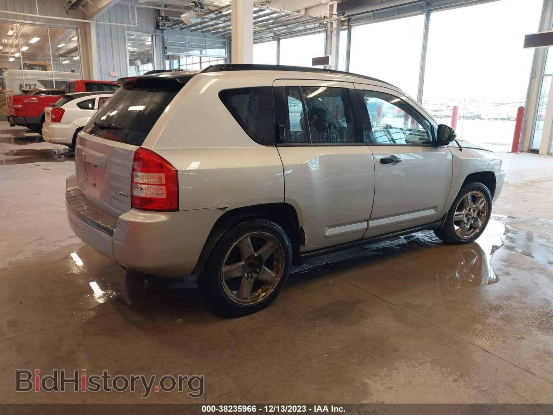 2007 JEEP COMPASS - VIN: 1J8FT57W97D222248 - Фото 4