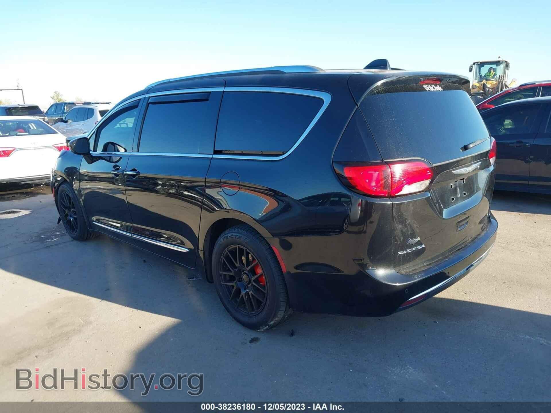 2018 CHRYSLER PACIFICA - VIN: 2C4RC1BGXJR123844 - Photo 3