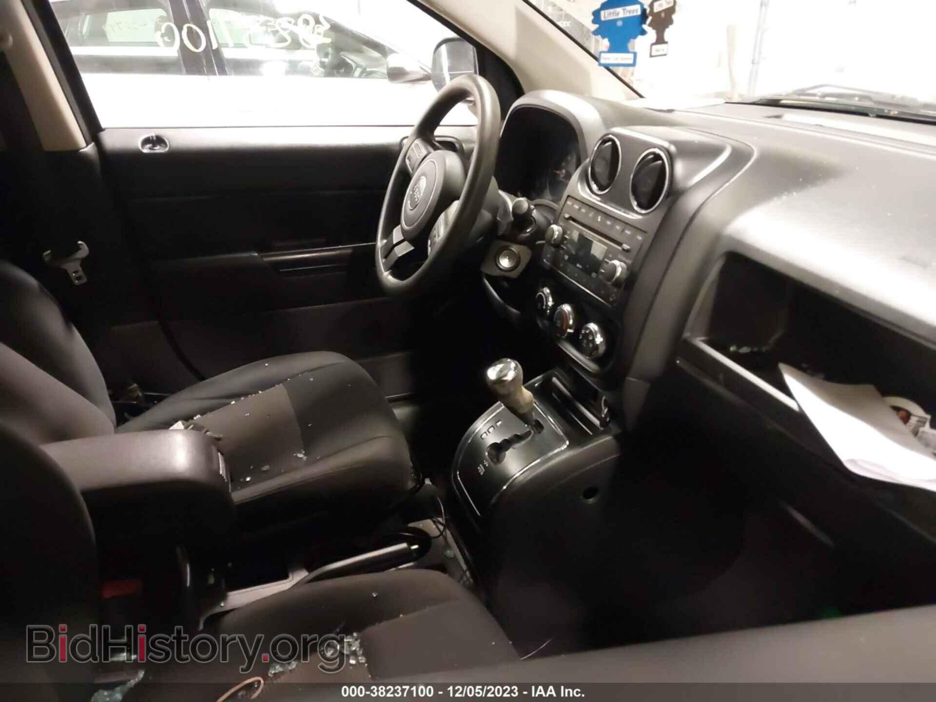 2012 JEEP COMPASS - VIN: 1C4NJCBB7CD639329 - Фото 5