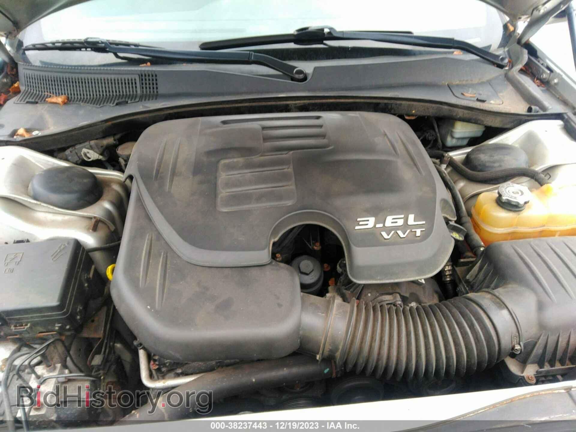 2012 CHRYSLER 300 - VIN: 2C3CCAAG7CH114233 - Фото 10