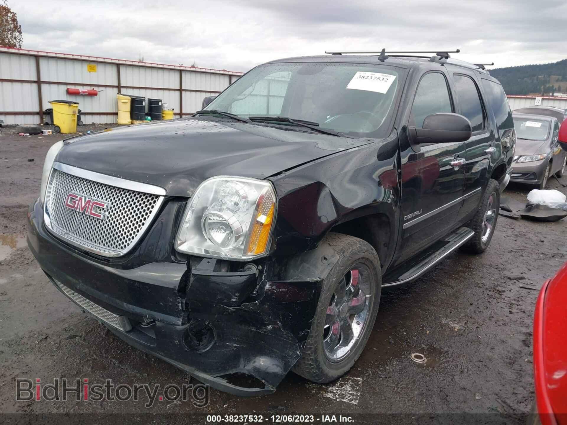 2011 GMC YUKON - VIN: 1GKS2EEF6BR277901 - Фото 2