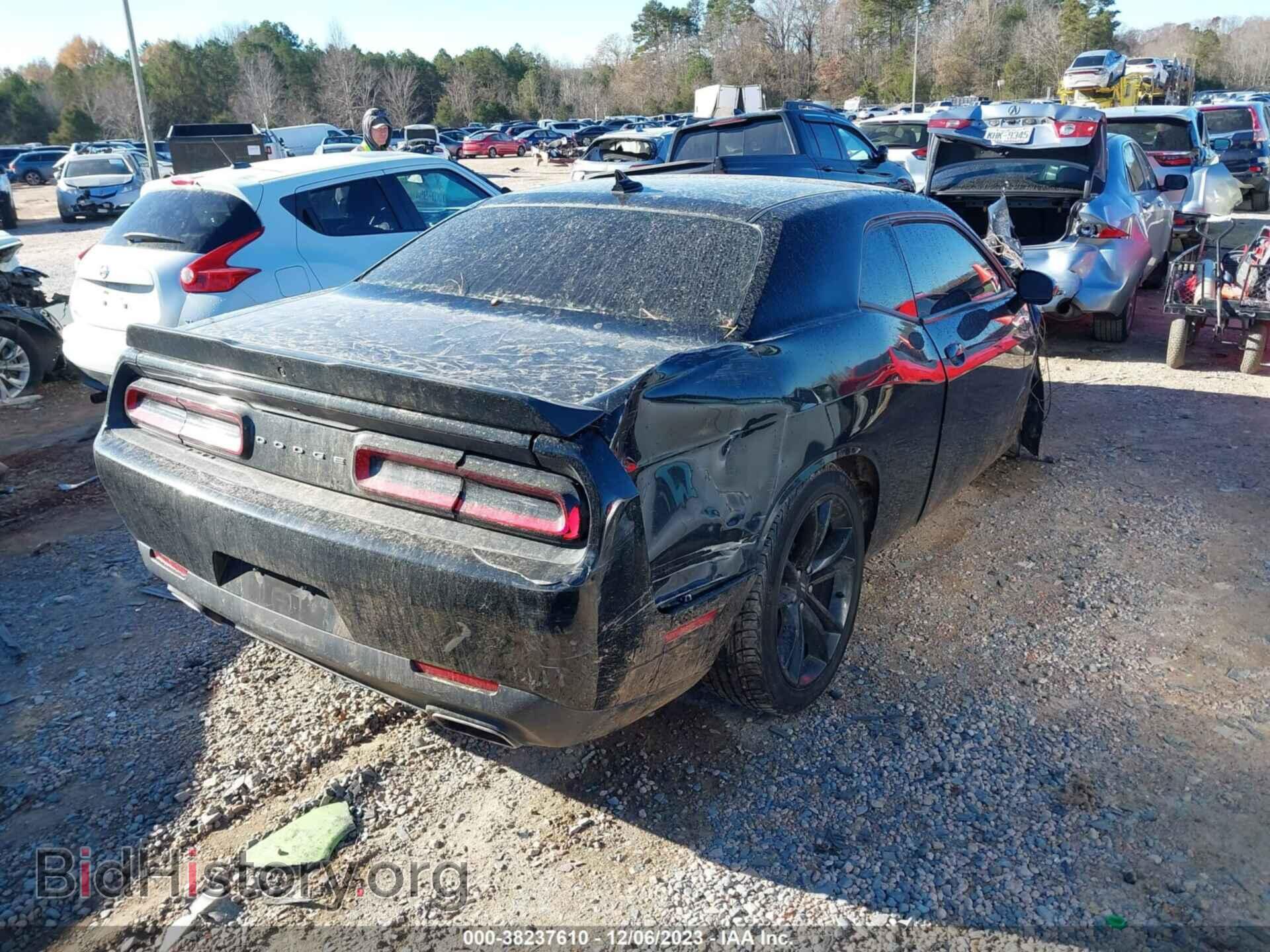 2018 DODGE CHALLENGER - VIN: 2C3CDZAG4JH333286 - Photo 4