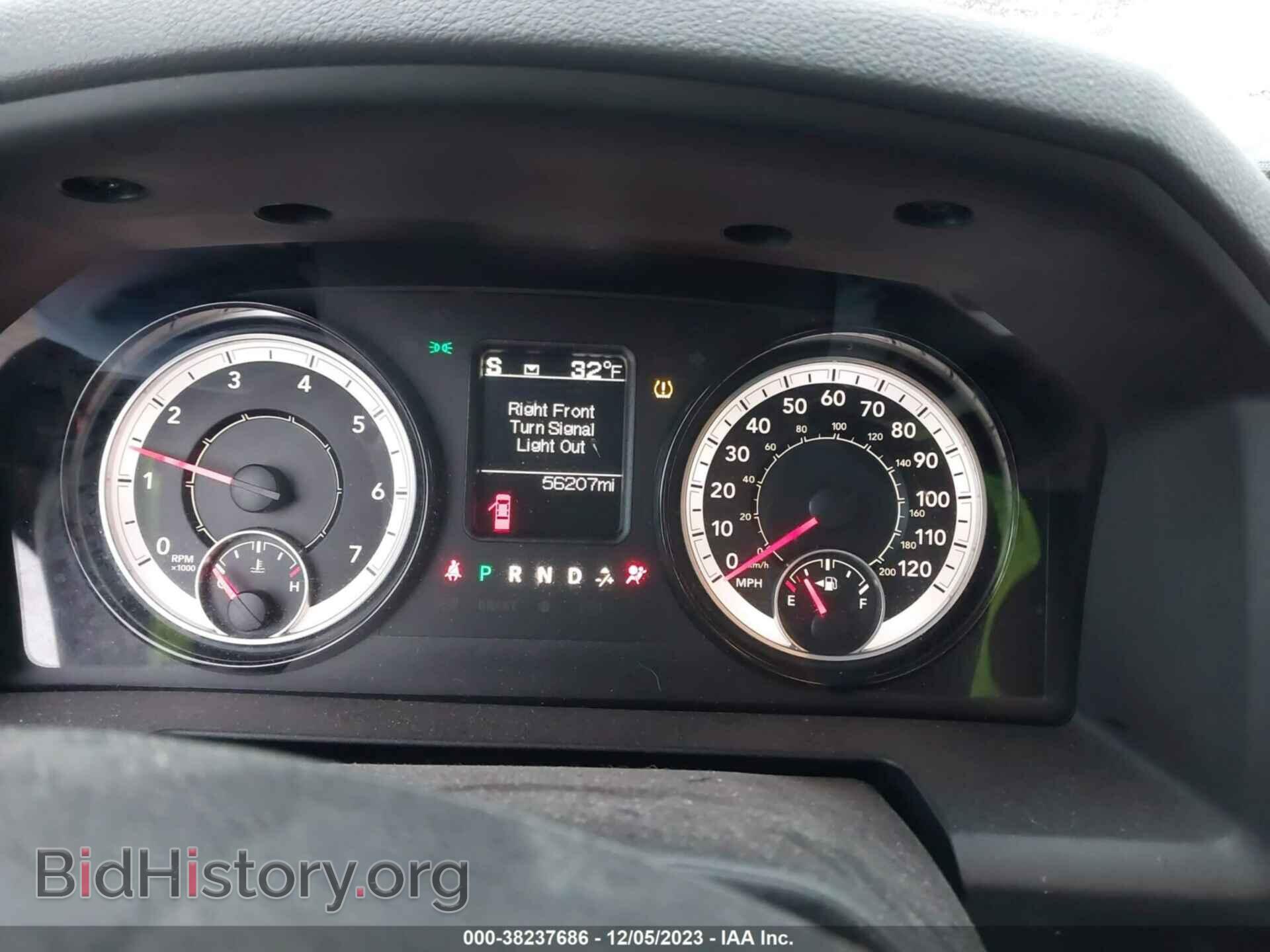 2018 RAM 1500 - VIN: 1C6RR7FG0JS200710 - Фото 7